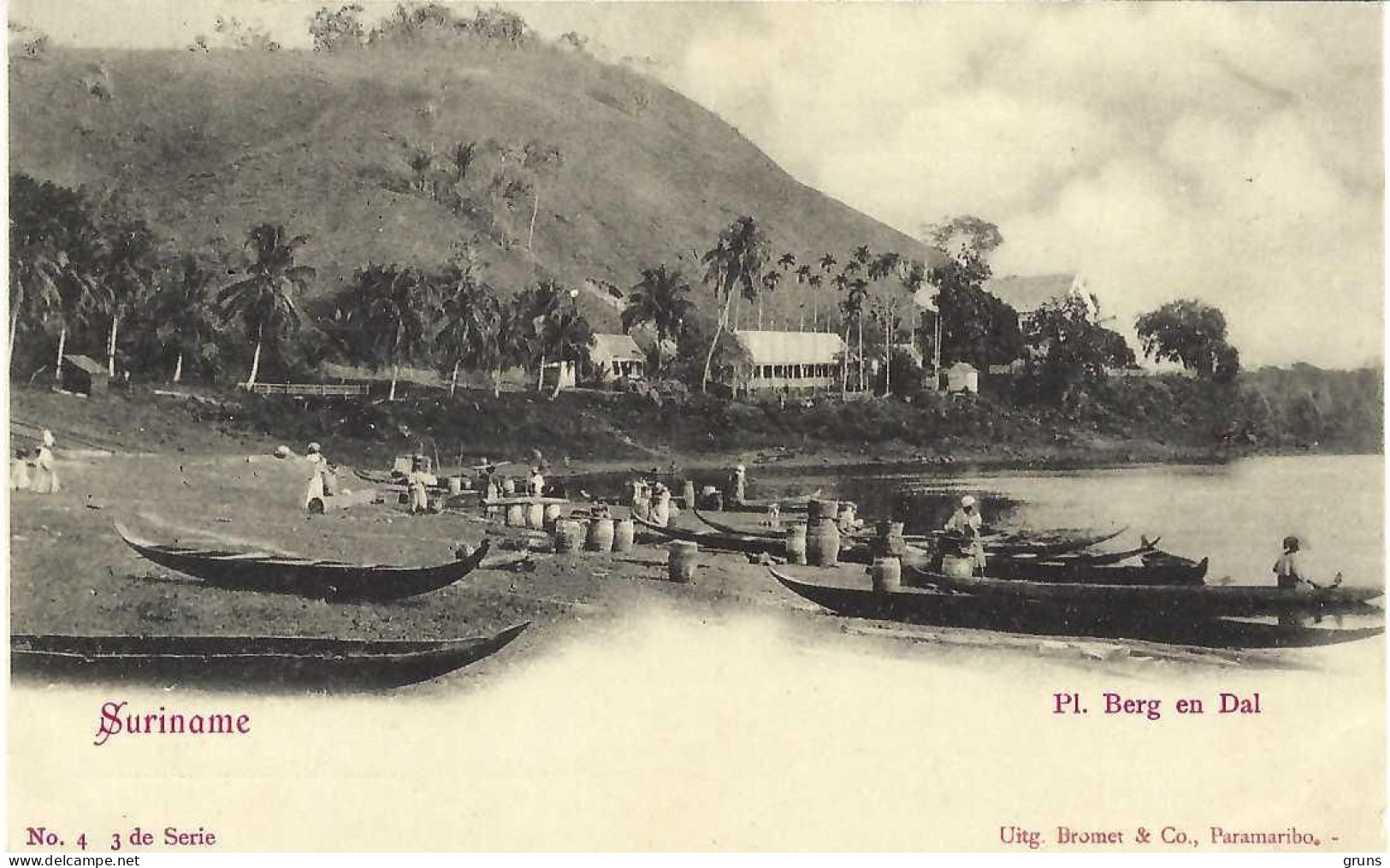 Suriname Pl. Berg En Dal (n°4) - Surinam