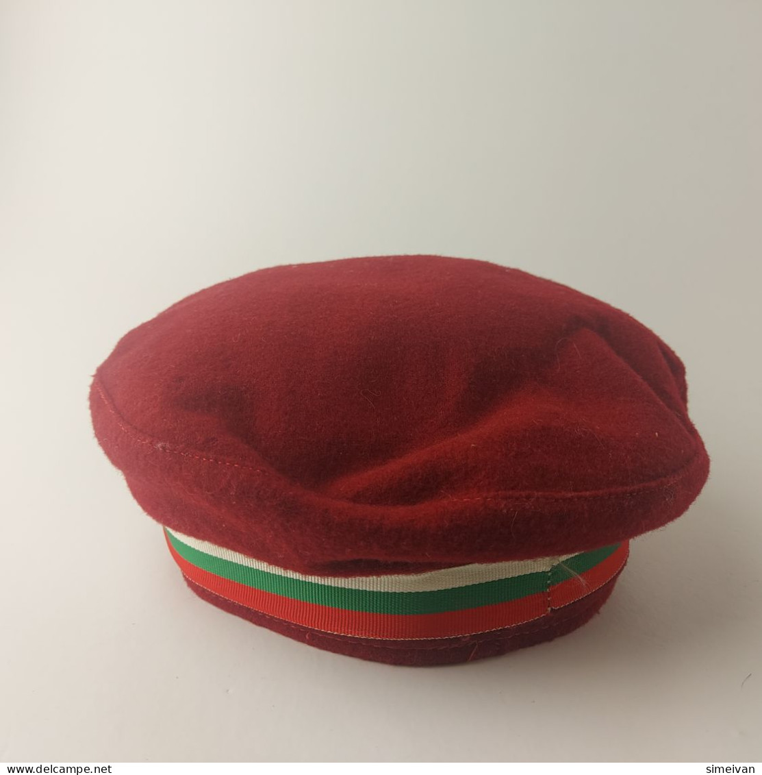 Vintage Bulgarian Students Hat Comunist Era Red Color Size 57  #5512 - Divise