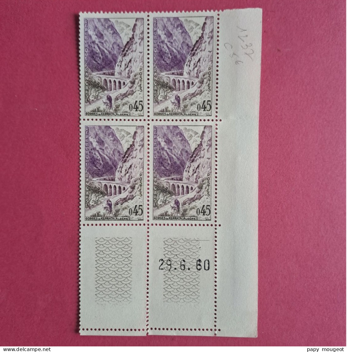N°1237 0.45 Gorges De Kerrata (Algérie) -  29.6.60 Neuf ** Cote 2024 5€ - 1960-1969