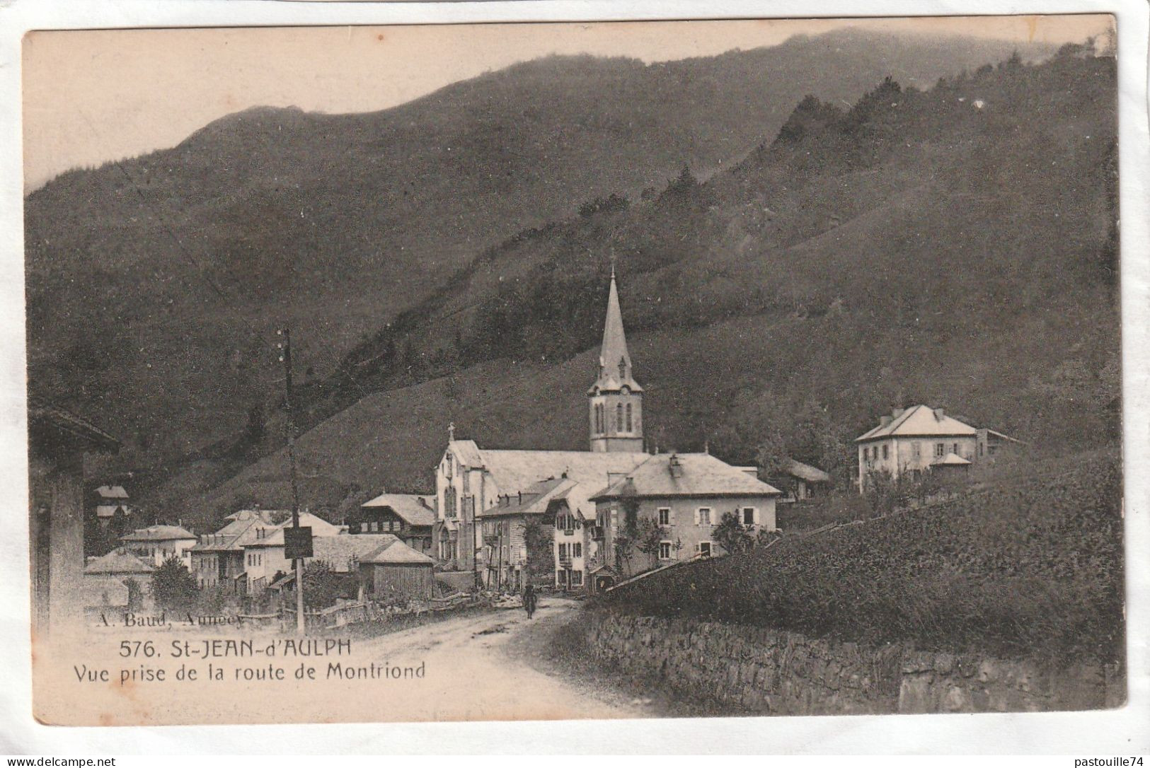 CPA :  14 X 9  -  St-JEAN-d'AULPH  -  Vue  Prise  De  La  Route  De  Montriond - Saint-Jean-d'Aulps