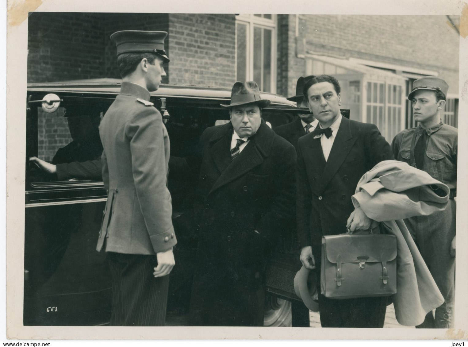 Photo Pierre Alcover Et Jean Murat Dans Le Film 2ème Bureau De Pierre Billon En 1935 - Beroemde Personen