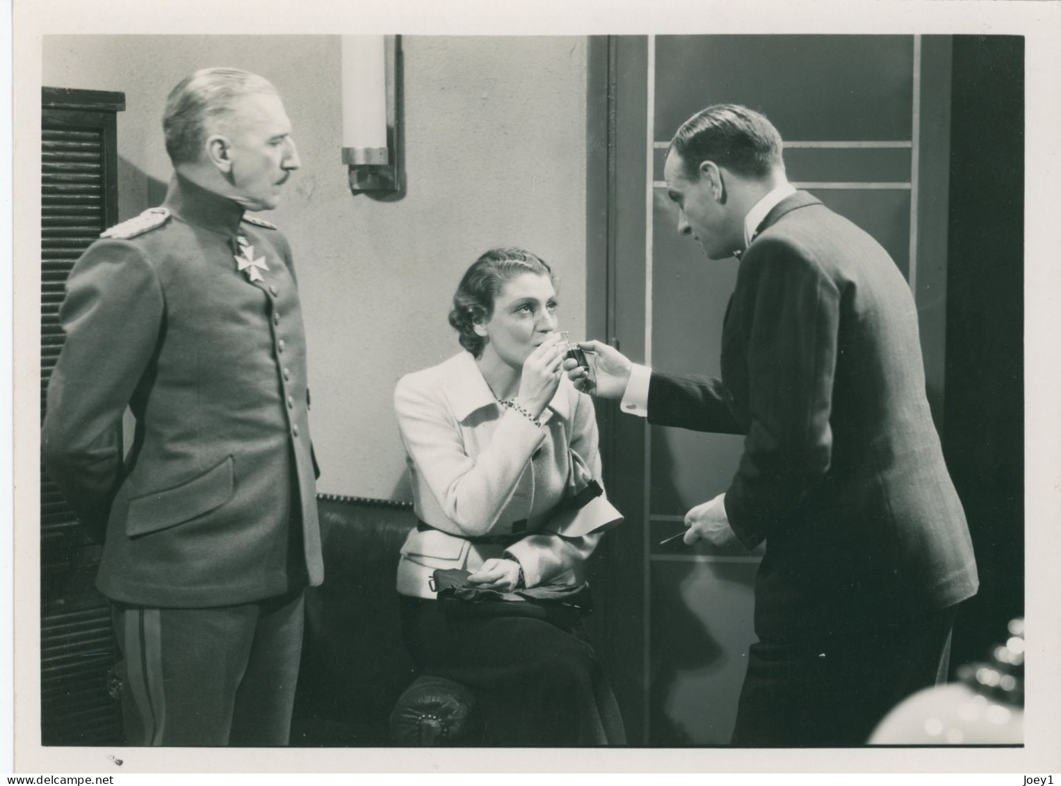 Photo Véra Korène, Georges Prieur Dans Le Film 2ème Bureau De Pierre Billon En 1935 - Beroemde Personen