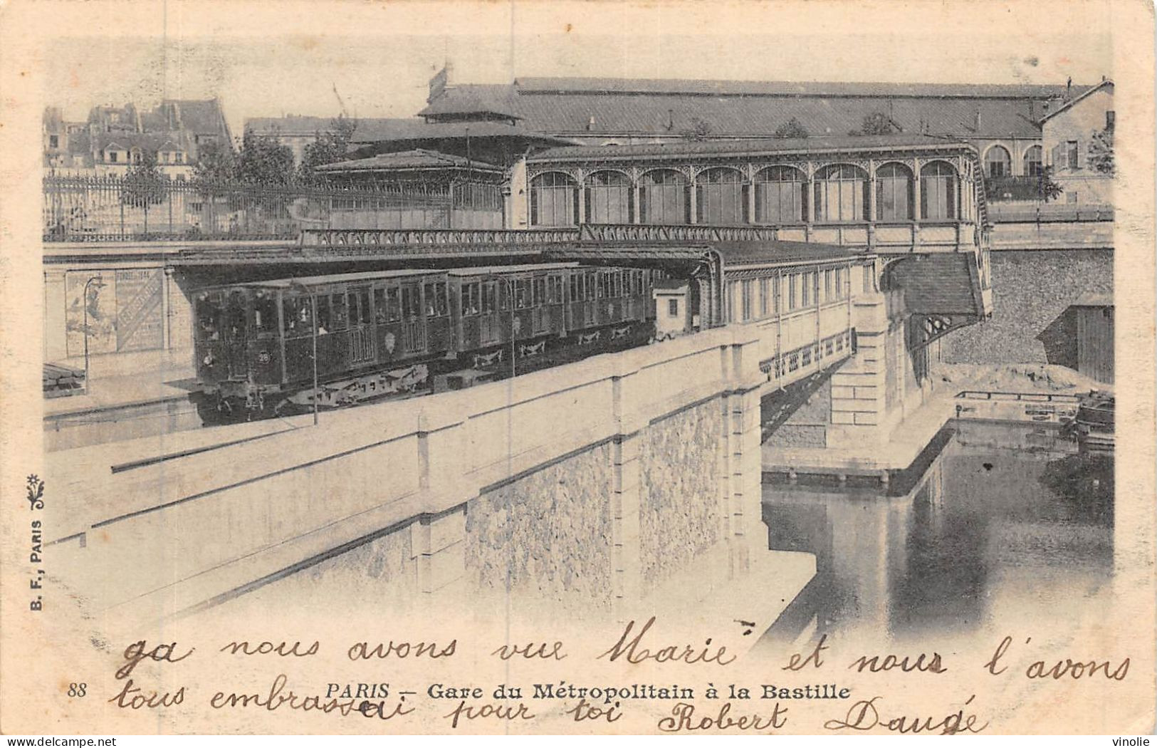 24-3334 :  PARIS. LE METROPOLITAIN A LA BASTILLE - U-Bahnen