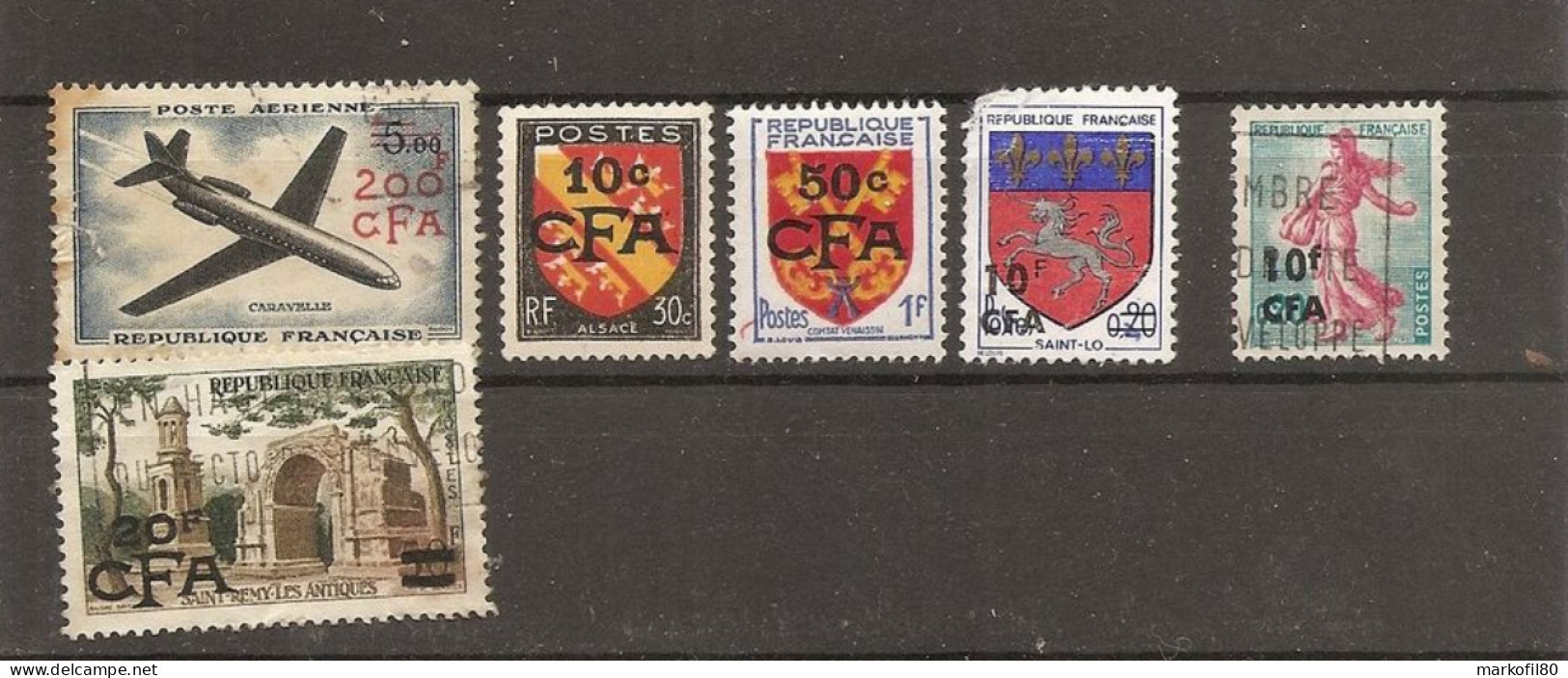 Lot Timbres Réunion En CFA - Usati