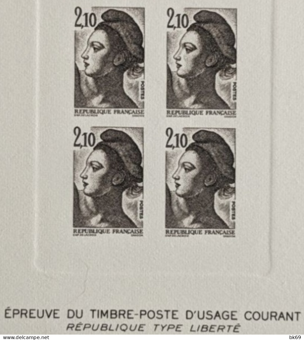 2319 Liberté 2.10 X4 Epreuve En Noir - Luxeproeven