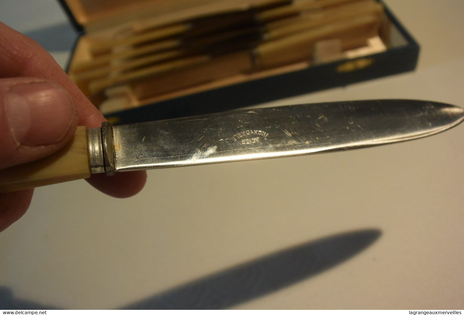 C73 Ménagère De Couteaux Avec étui Origine - Knives