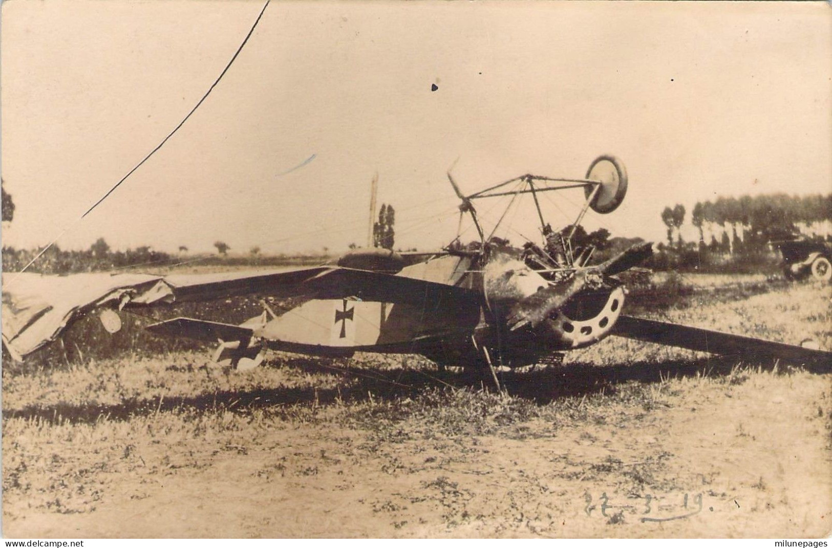 Carte Photo D'un Accident D'avion Monoplan Allemand Guerre 1914 Kapout Dit L'expéditeur - Unfälle