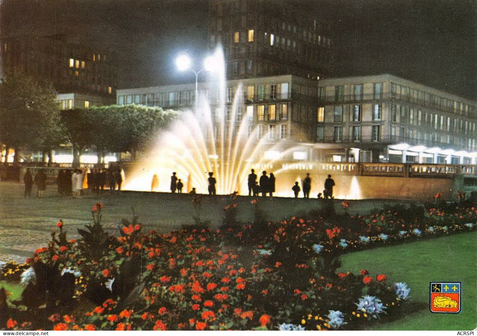 76  LE HAVRE  Les Jets D'eau Du Jardin De L'hotel De Ville La Nuit  (Scan R/V) N°   50   \MT9102 - Square Saint-Roch