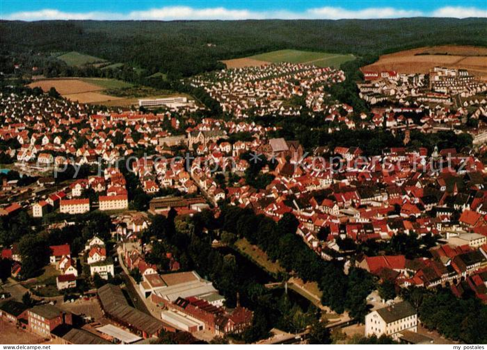 73246899 Einbeck Niedersachsen Fliegeraufnahme Kirche Einbeck Niedersachsen - Einbeck