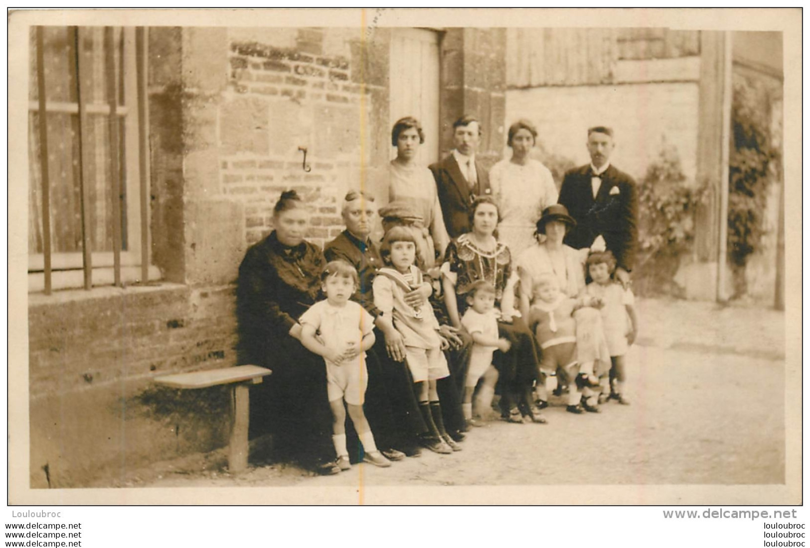 CARTE PHOTO  LA NEUVILLE 1924 - A Identifier