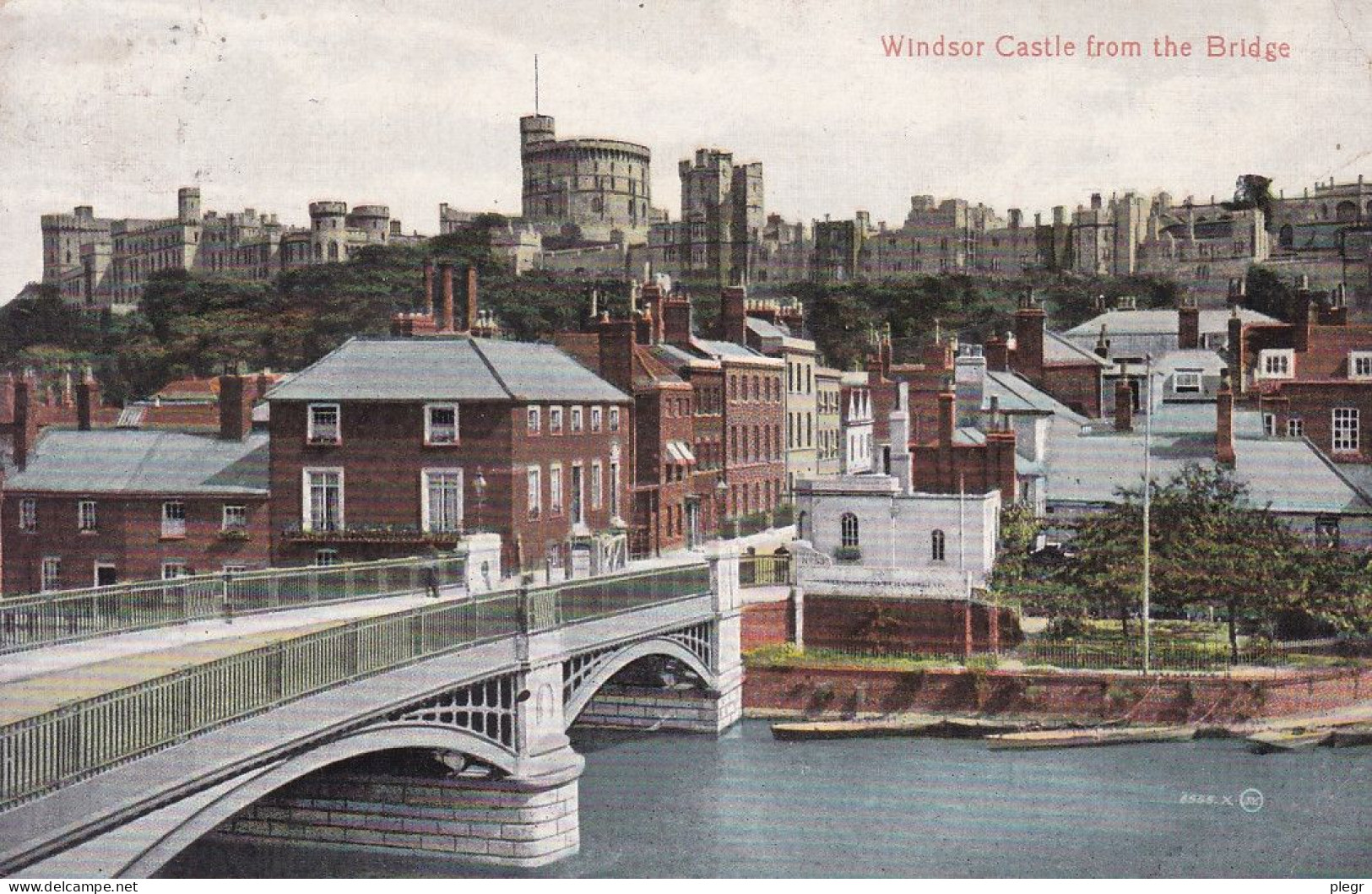 0-GBR01 01 77 - WINDSOR - CASTLE FROM THE BRIDGE - Windsor Castle