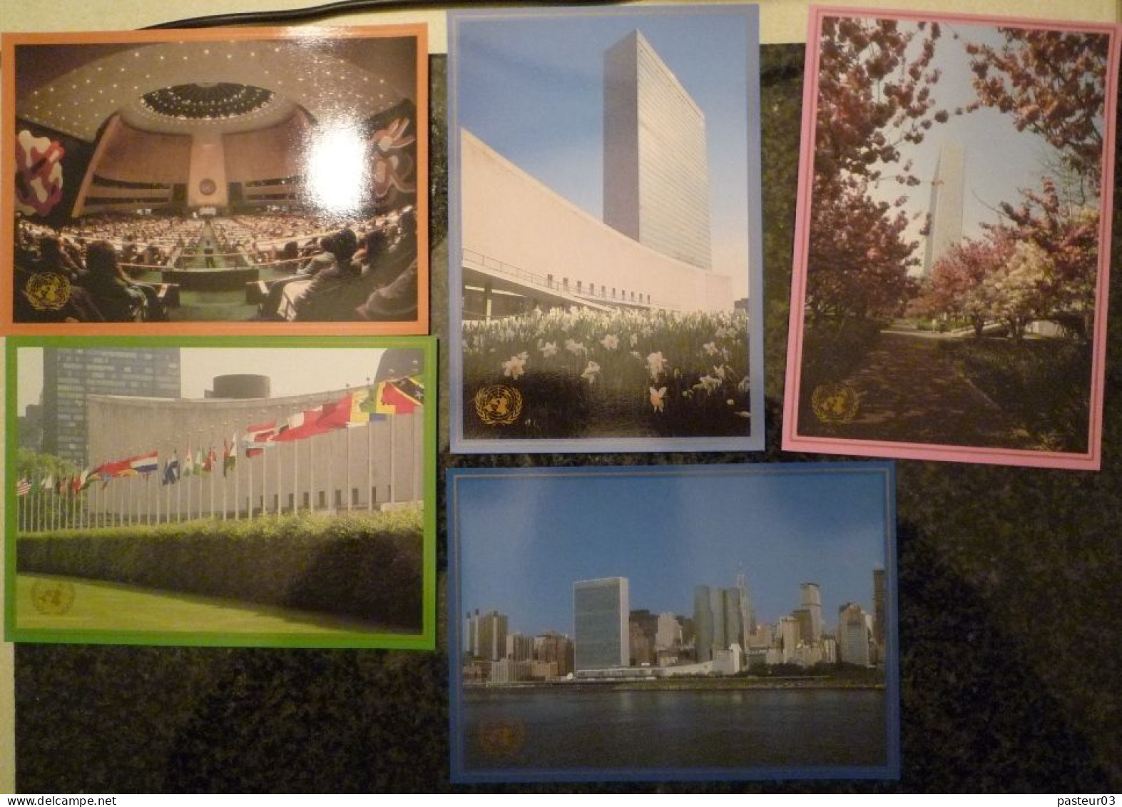 Nations Unies Lot De Entiers Postaux Cartes Postales Neuves Et Oblitérées Voir Scan Dont Vues De New York N° 2 - Verzamelingen & Reeksen