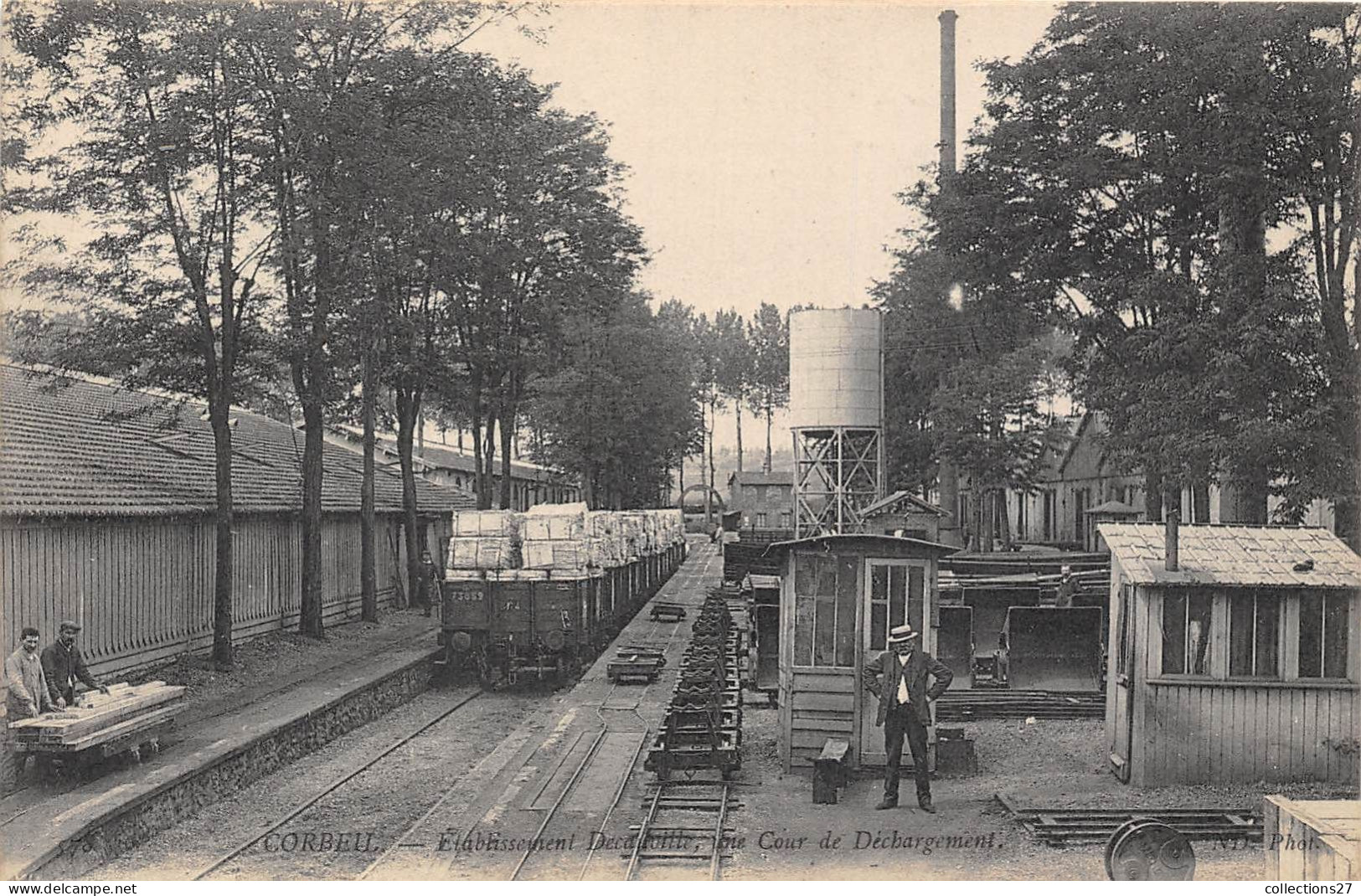 91-CORBEIL- ETABLISSEMENT DECAUVILLE- UNE COUR DE DECHARGEMENT - Corbeil Essonnes