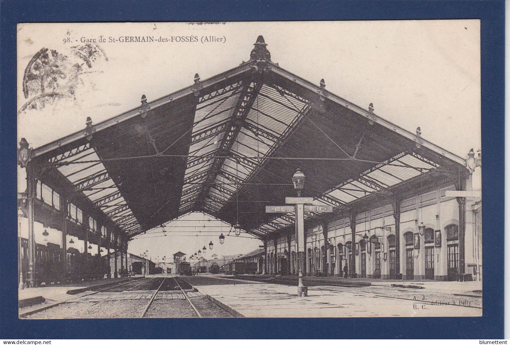 CPA 1 Euro Gare Sans Train Station Chemin De Fer Prix De Départ 1 Euro Circulé Saint Germain Des Fossés - Stazioni Senza Treni