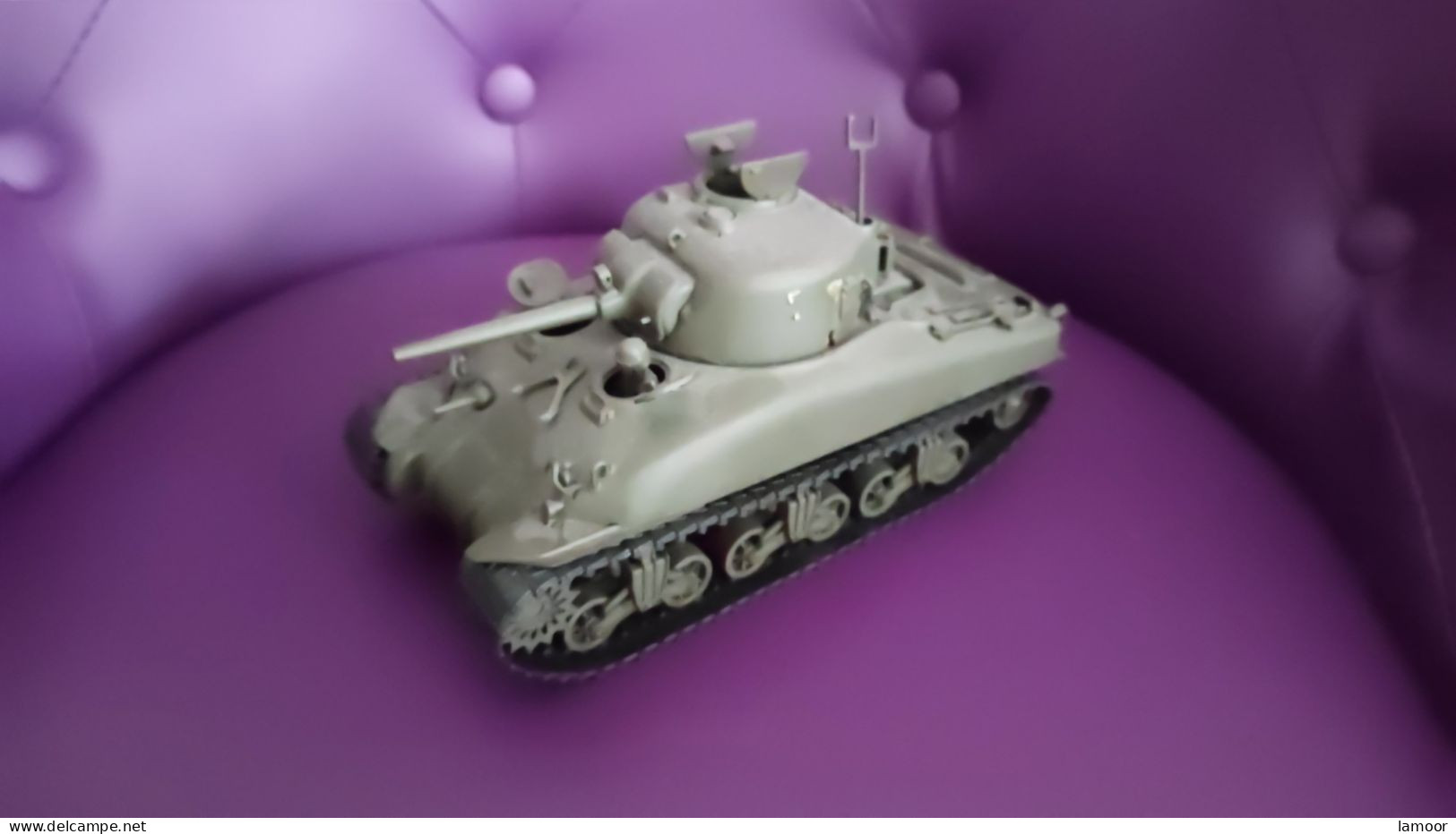 2 WK Panzer Shermann  Modell Panzer 1:35 - Chars