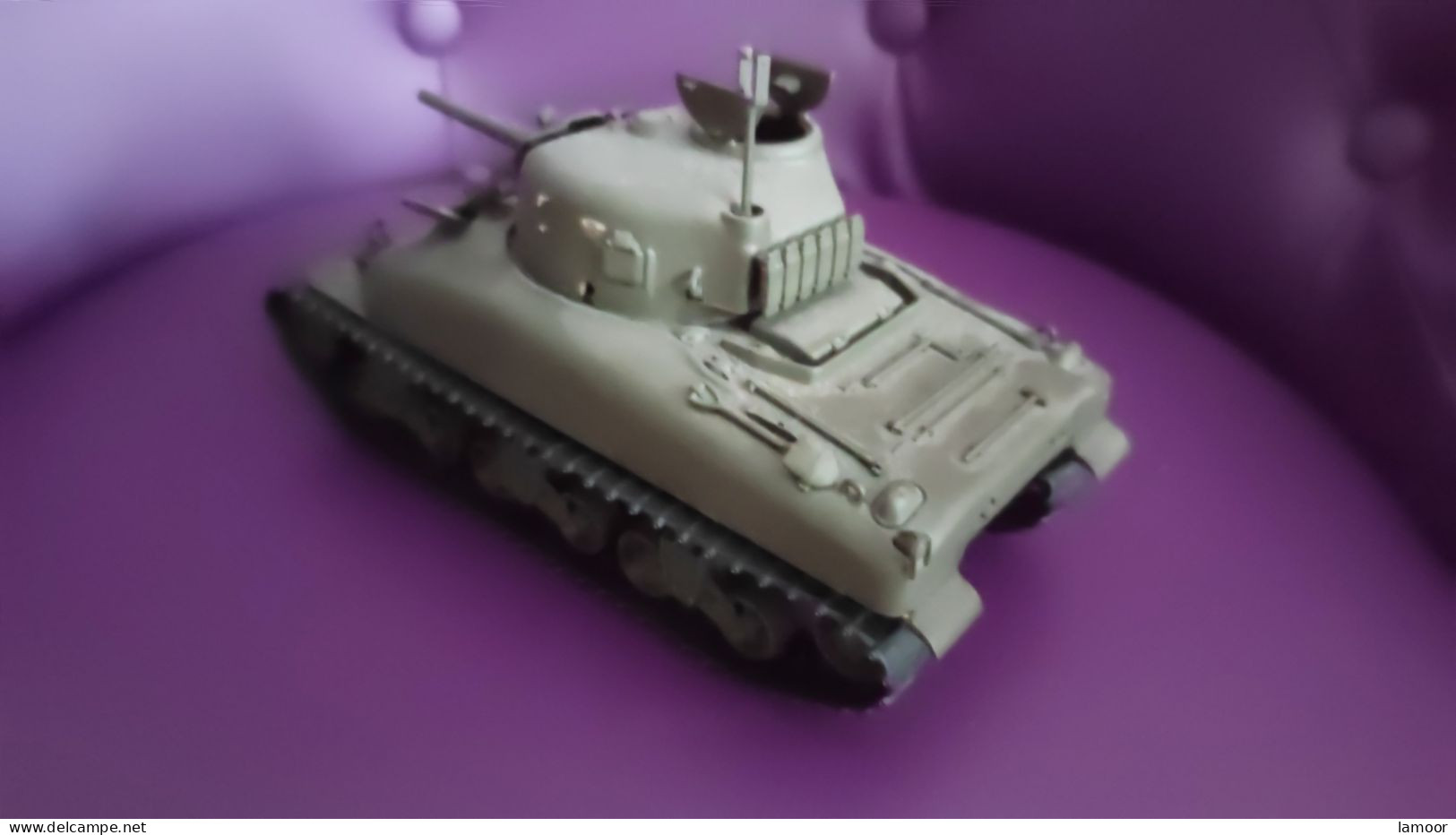 2 WK Panzer Shermann  Modell Panzer 1:35 - Chars