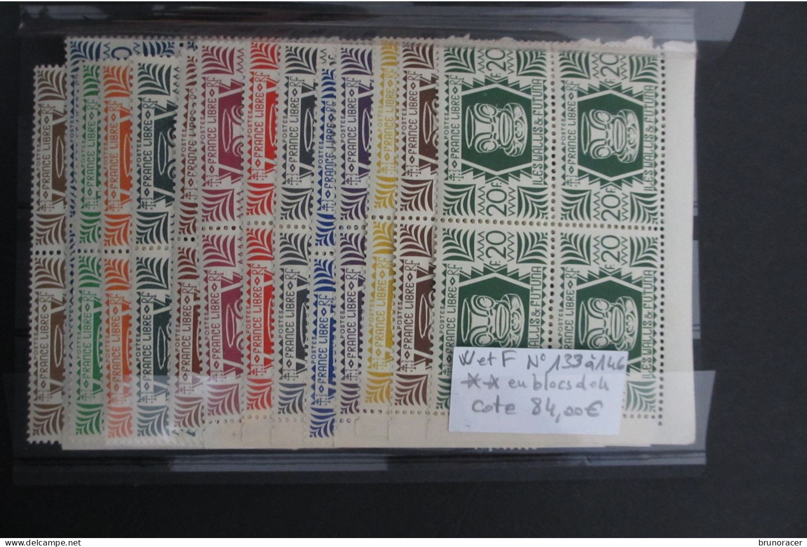 WALLIS & FUTUNA N°133 à 146 EN BLOCS DE 4  NEUF** TB COTE 84 EUROS VOIR SCANS - Unused Stamps