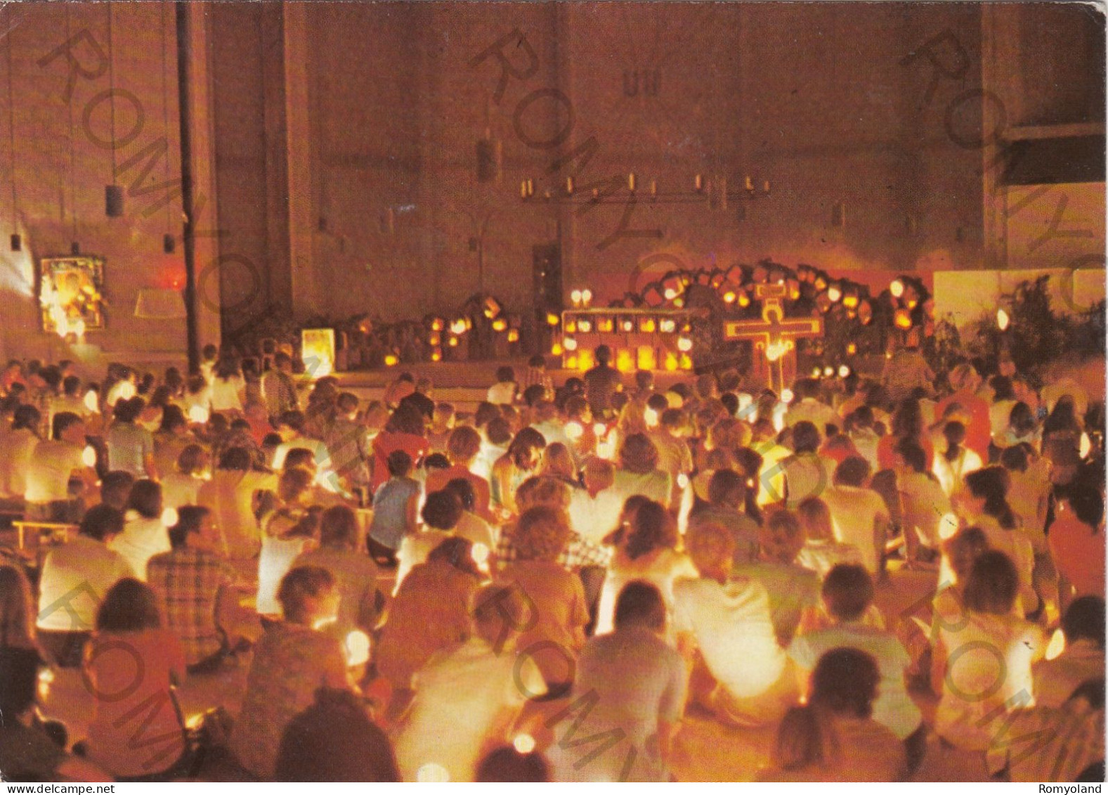 CARTOLINA  C1 TAIZE,SAONE ET LOIRE,FRANCIA-BOURGOGNE-EGLISE DE LA RECONCILIATION,INTERIEUR-VIAGGIATA 1983 - Bourgogne