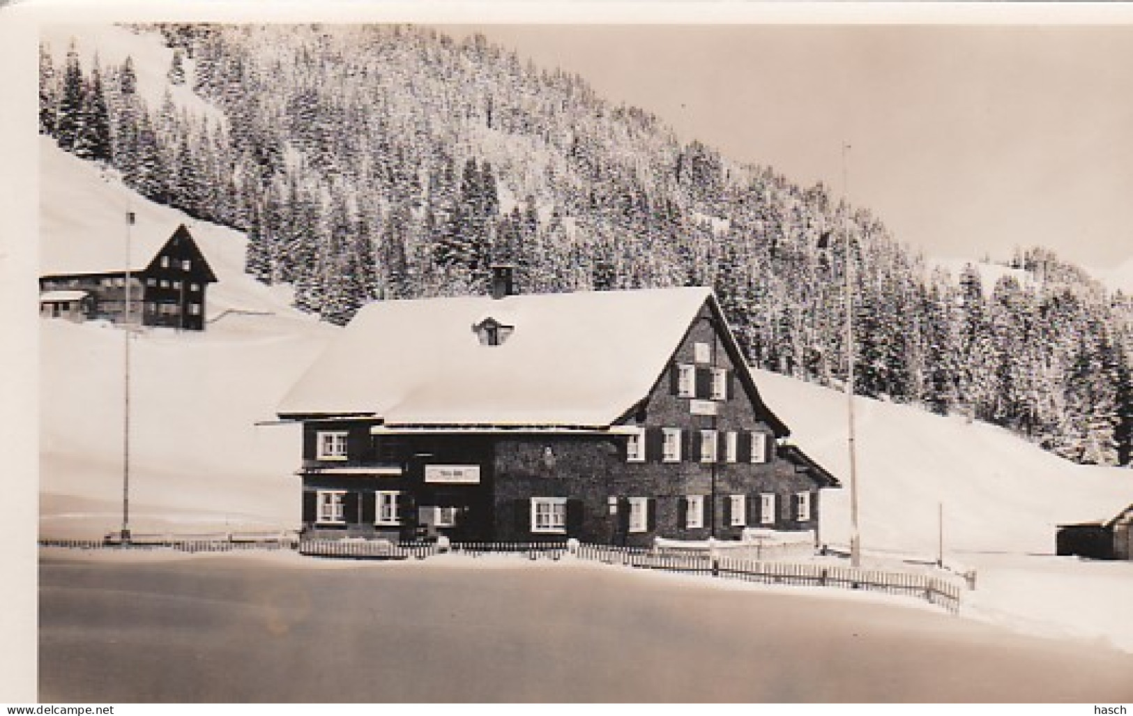 2869	48	Baad, Noris Hutte (Sehe Ecken)  - Kleinwalsertal