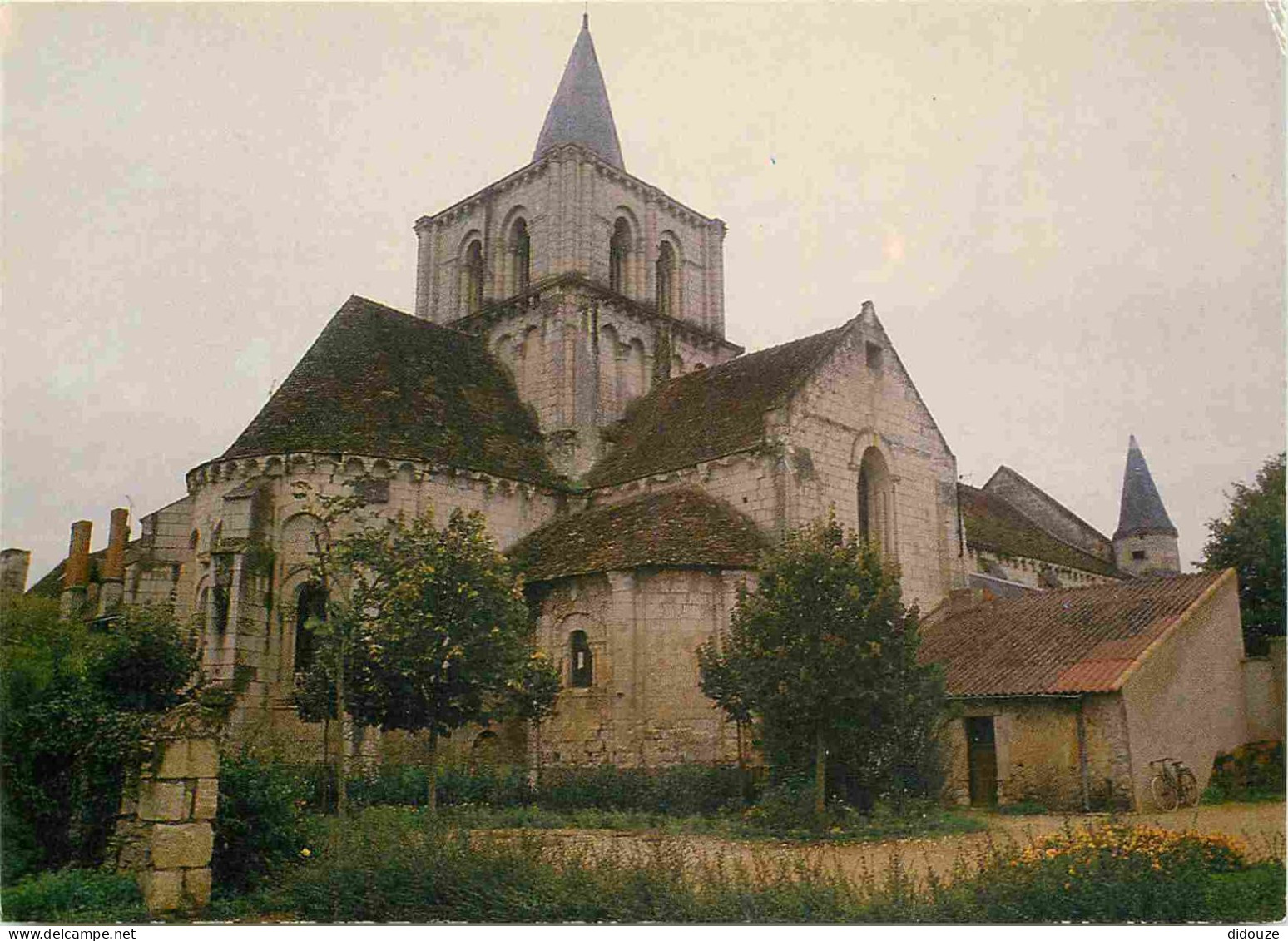 86 - Lencloitre - L'église Ancienne Priorale Notre-Dame - CPM - Carte Neuve - Voir Scans Recto-Verso - Lencloitre