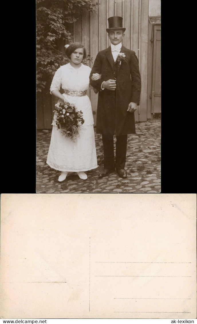 Hochzeit - Brautpaar Kleid Anzug Zylinder Mode 1922 Privatfoto Foto - Noces