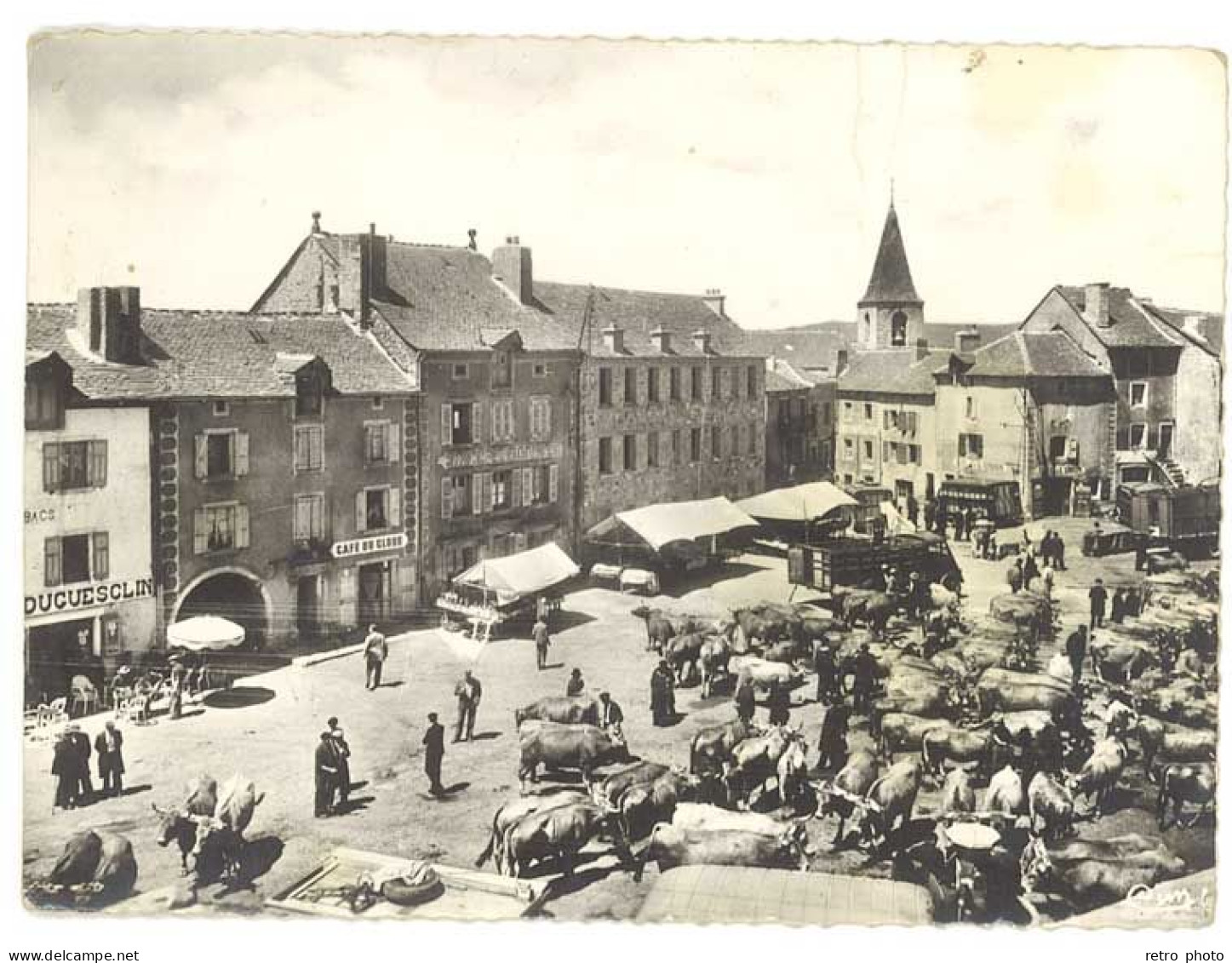 Cpsm Lozère - Chateauneuf De Randon - La Foire  (état) - Chateauneuf De Randon