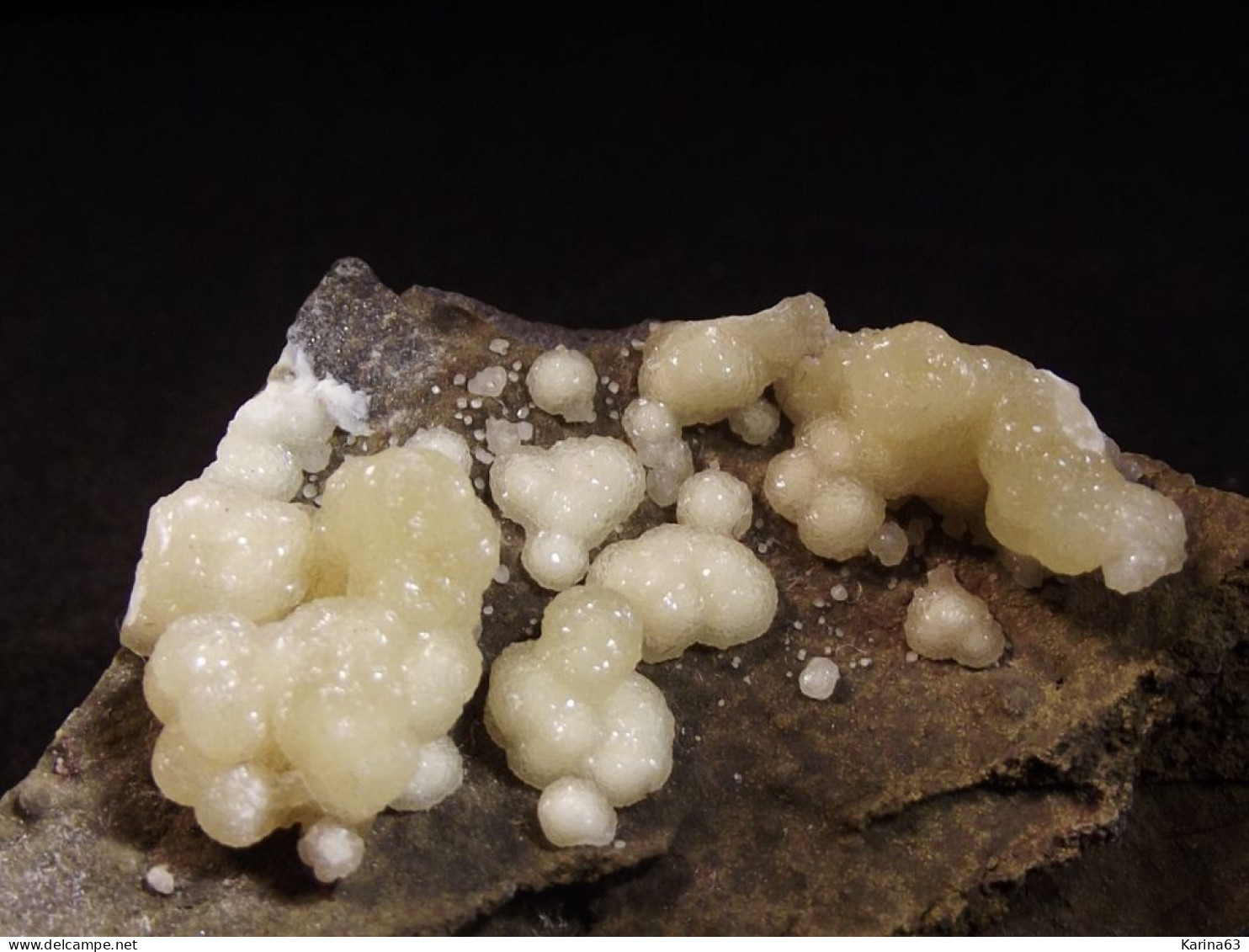 Calcite On Matrix ( 6 X 3.5 X 2.5 Cm ) Montalto De Castro - Viterbo - Lazio - Italy - Minerali
