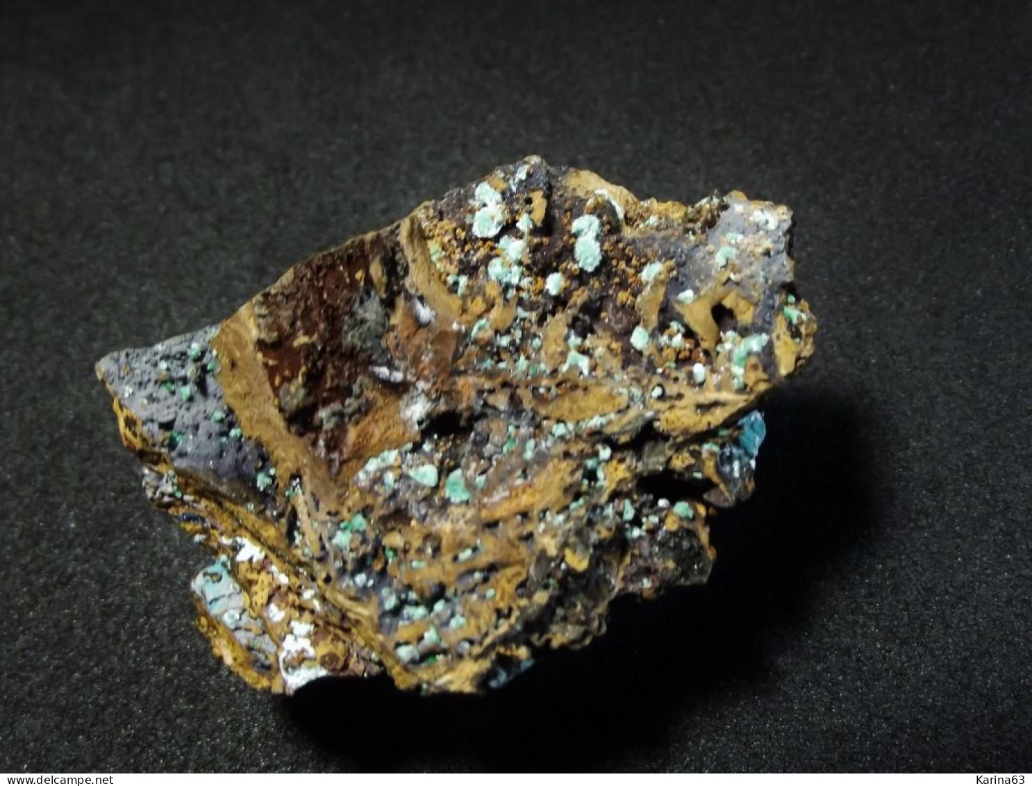 Aurichalcite With Conichalcite, Et Al  ( 4 X 3 X 1 Cm ) Nuxis, Carbonia-Iglesias Prov. Sardegna - Italy - Minéraux