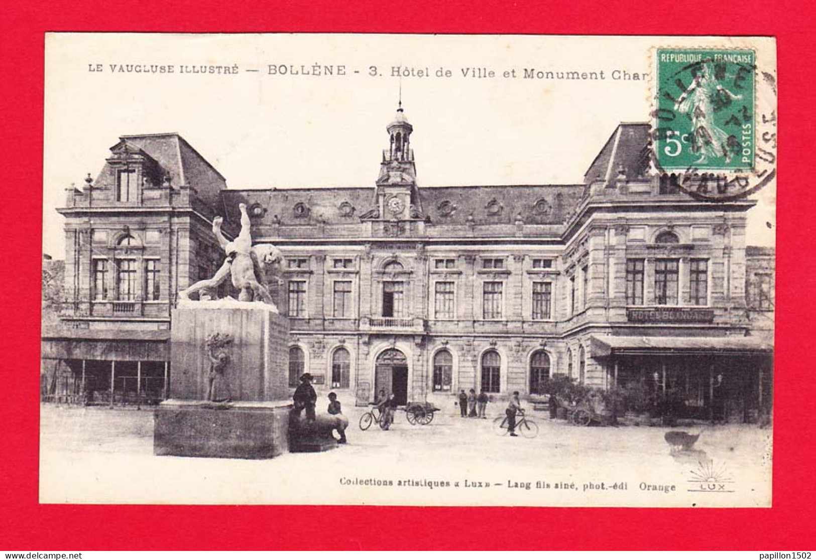 F-84-Bollene-01P6  L'hôtel De Ville Et Monument, Animation, Cpa  - Bollene