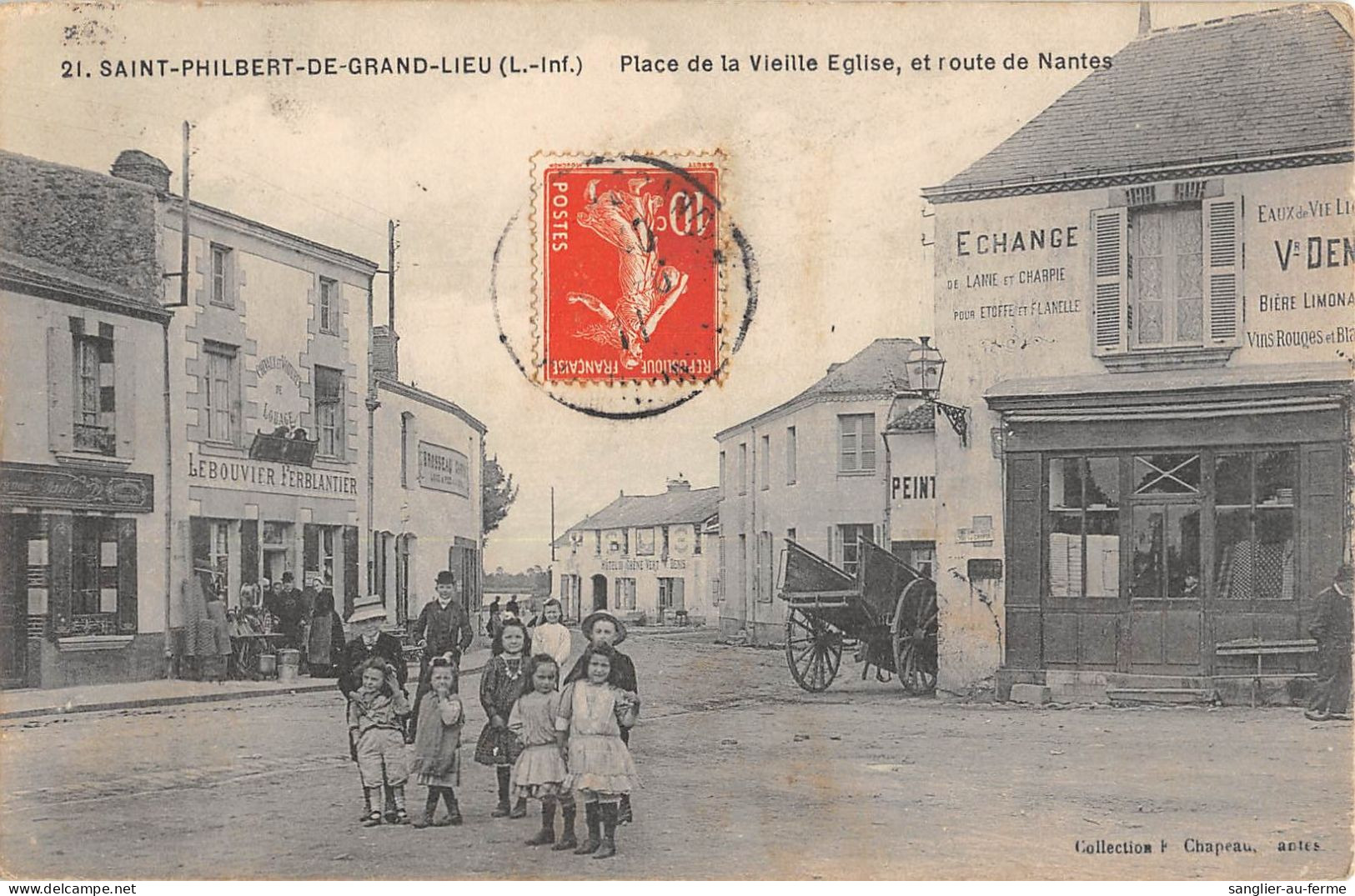 CPA 44 SAINT PHILBERT DE GRAND LIEU / PLACE DE LA VIEILLE EGLISE ET ROUTE DE NANTES - Autres & Non Classés