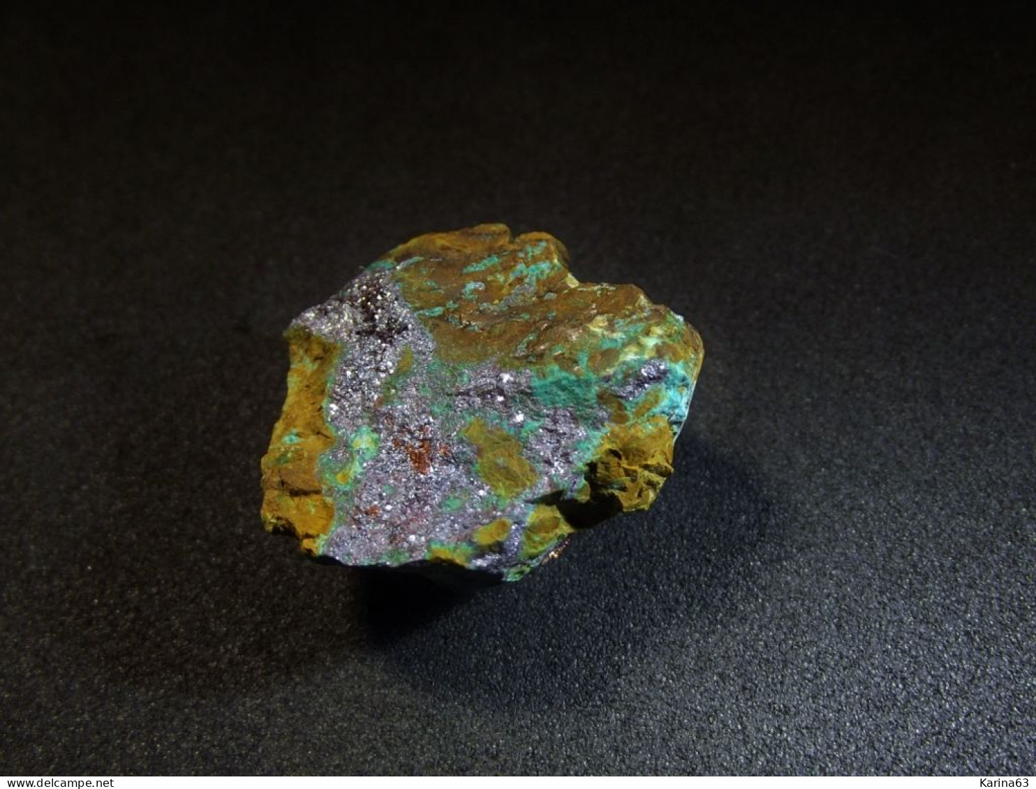 Cuprite With Copper And Chysocolla   ( 2.5 X 2 X 1.5 Cm ) Libiola Mine - Sestri Lev - Genua - Italy - Minéraux