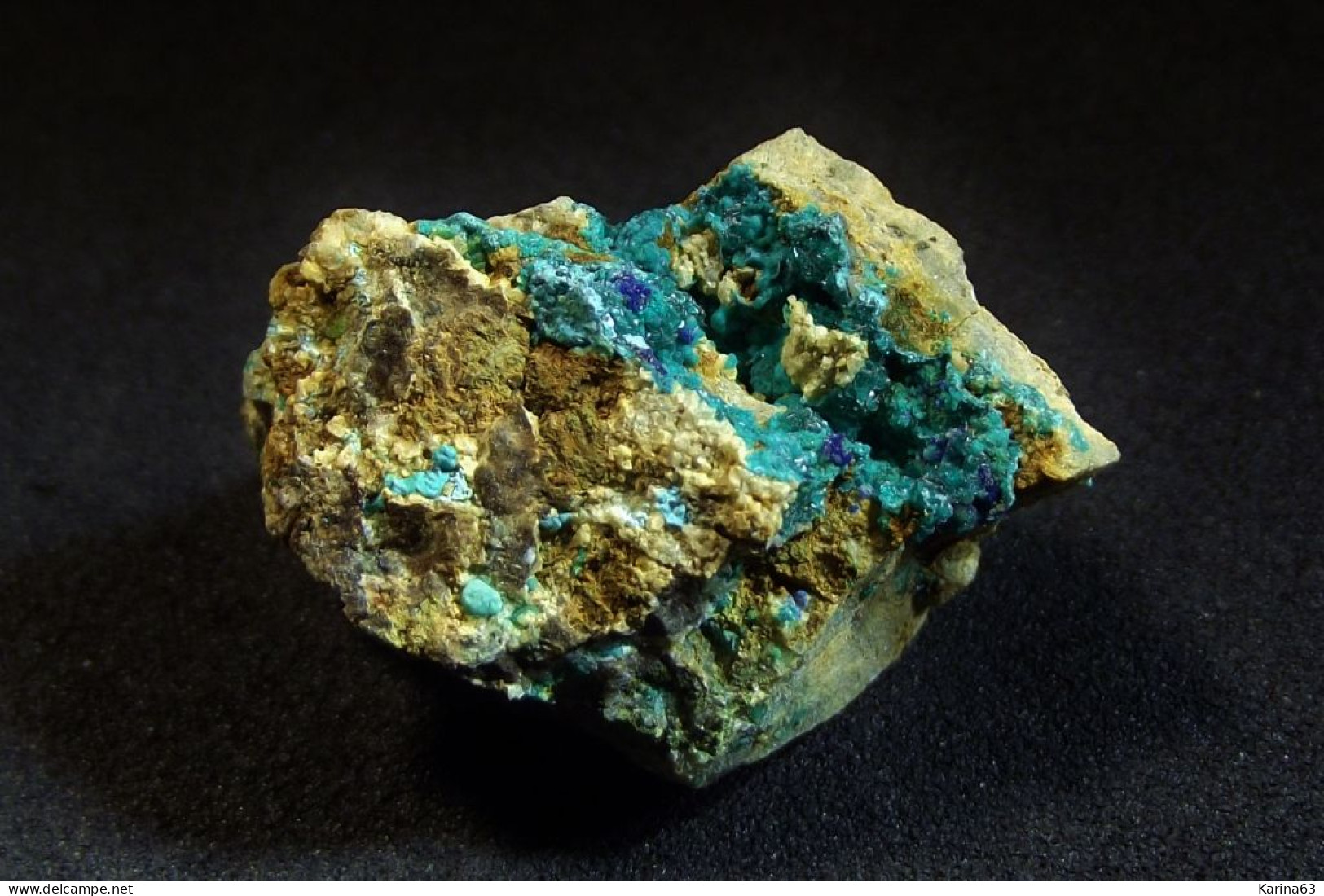 Tangdanite Azurite Chrysocolla (2.5 X 2 X 1 Cm ) La Amorosa - Villahermosa Del Rio - Spain - Minerals