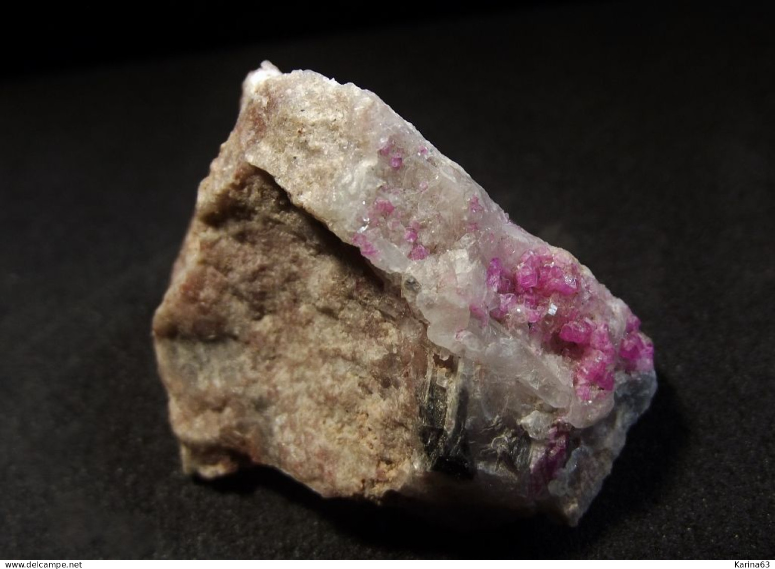 Cobalto Calcite ( 3.5 X 2.5 X 2 Cm ) Kakanda Mine - Kambove - Haut-Katanga - RDC - Mineralen