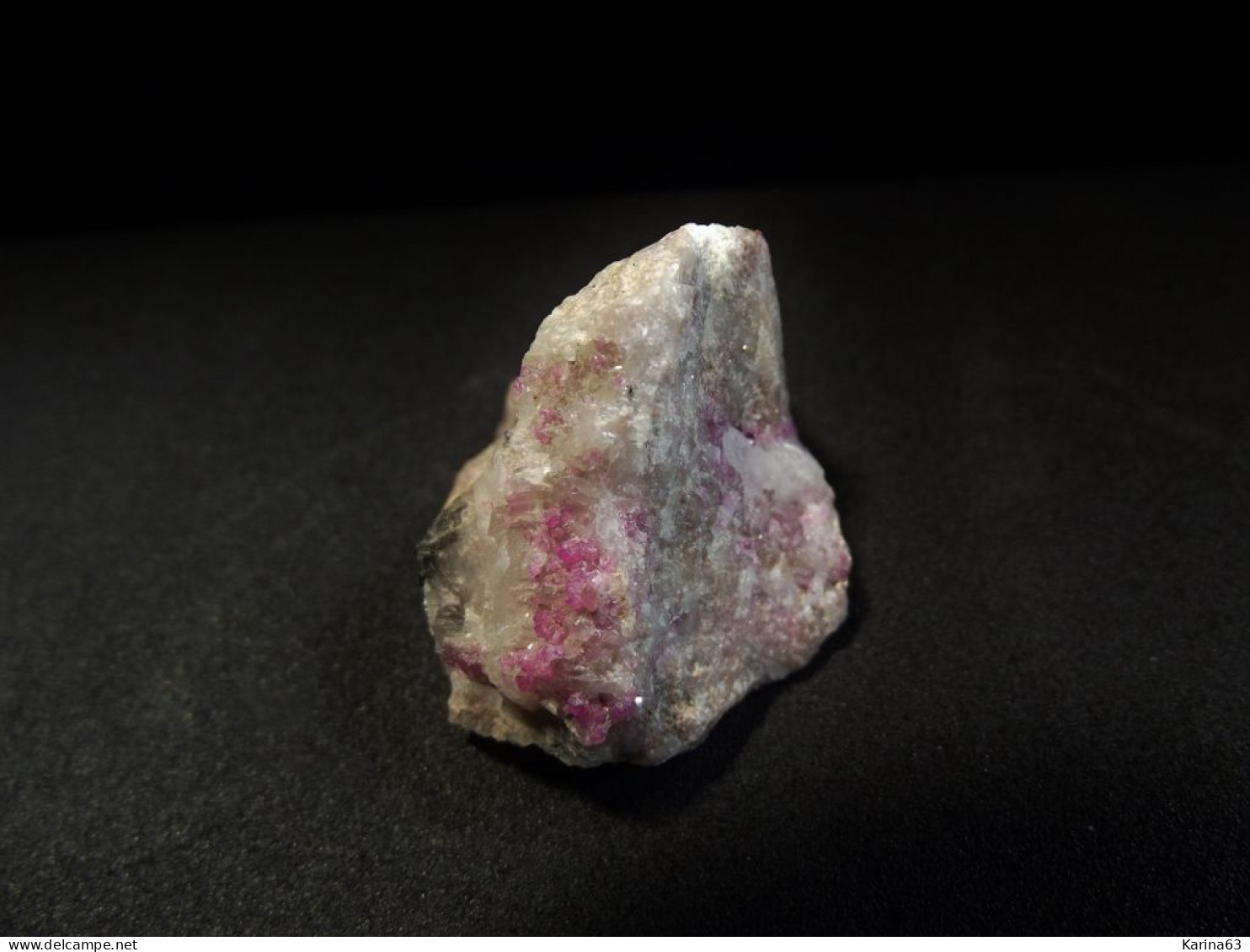 Cobalto Calcite ( 3.5 X 2.5 X 2 Cm ) Kakanda Mine - Kambove - Haut-Katanga - RDC - Minéraux