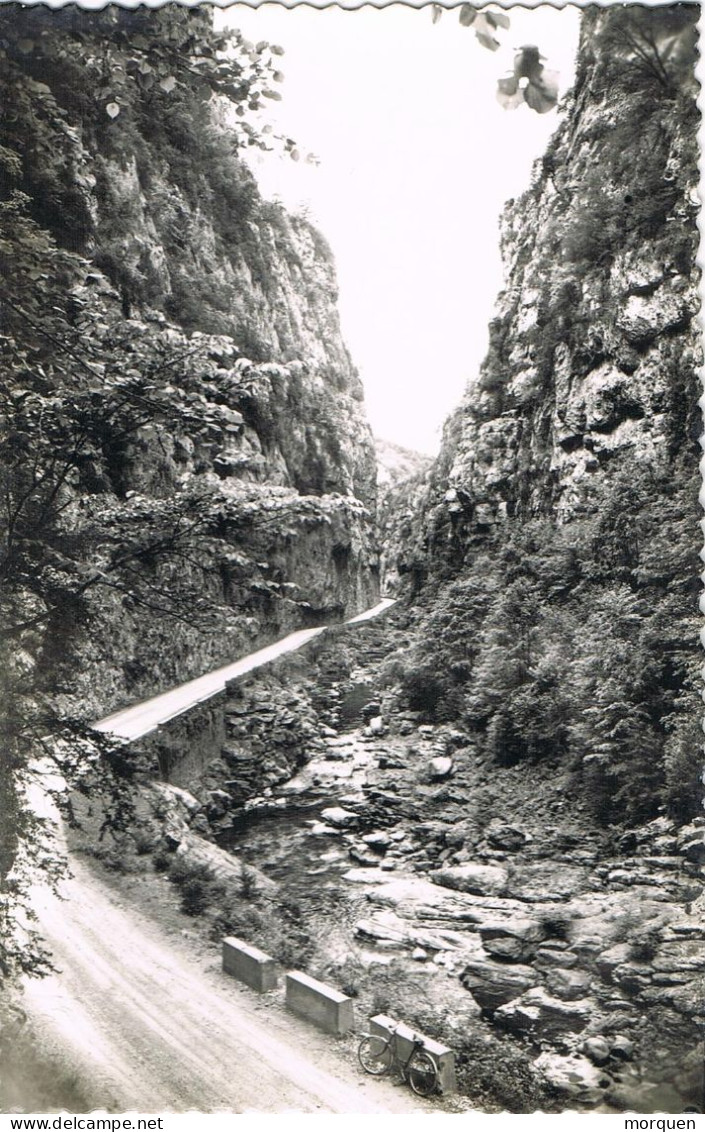 54330. Postal BENASQUE (Huesca). Vista Congustro, Entrada Del Valle - Huesca