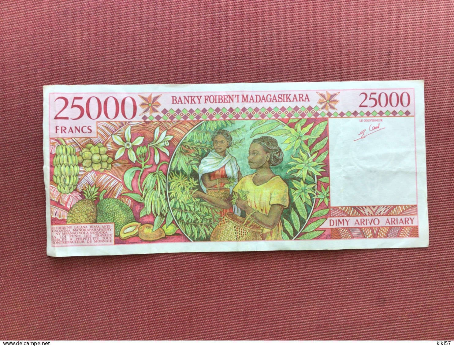 MADAGASCAR Billet De 25 000 Francs - Madagascar