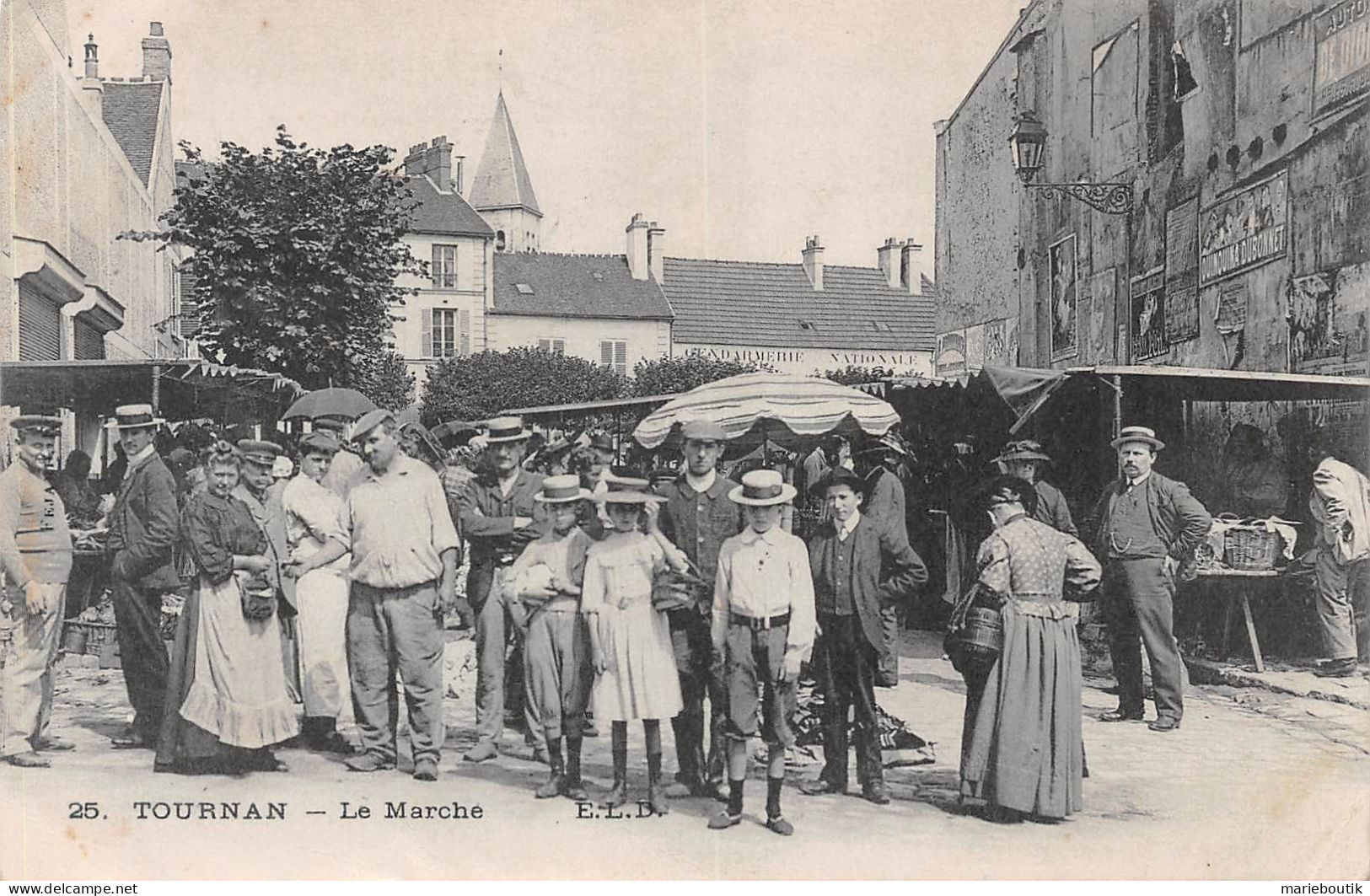 Tournan – Le Marché (1) - Savigny Le Temple