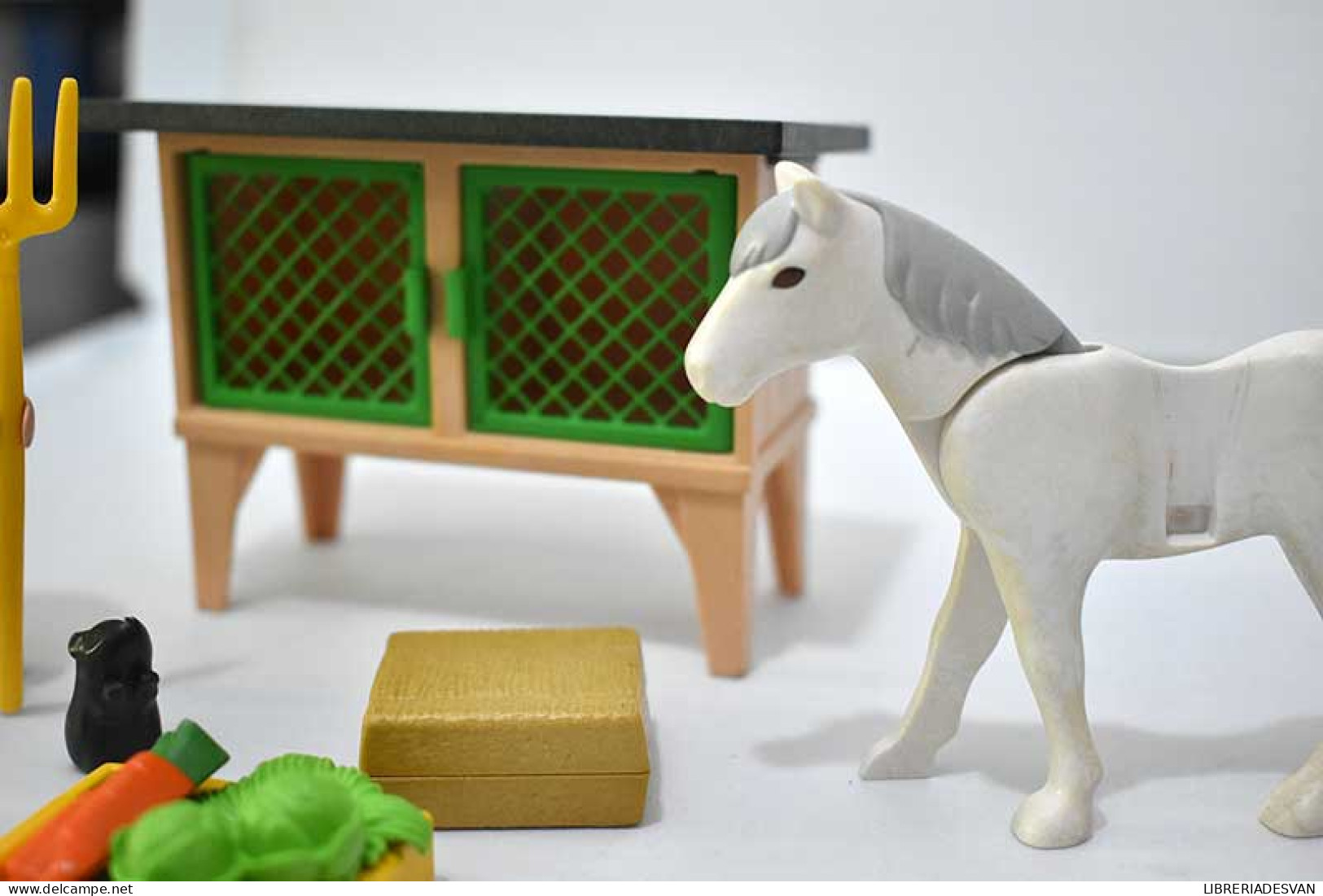 Playmobil. Granjeras Con Animales - Playmobil