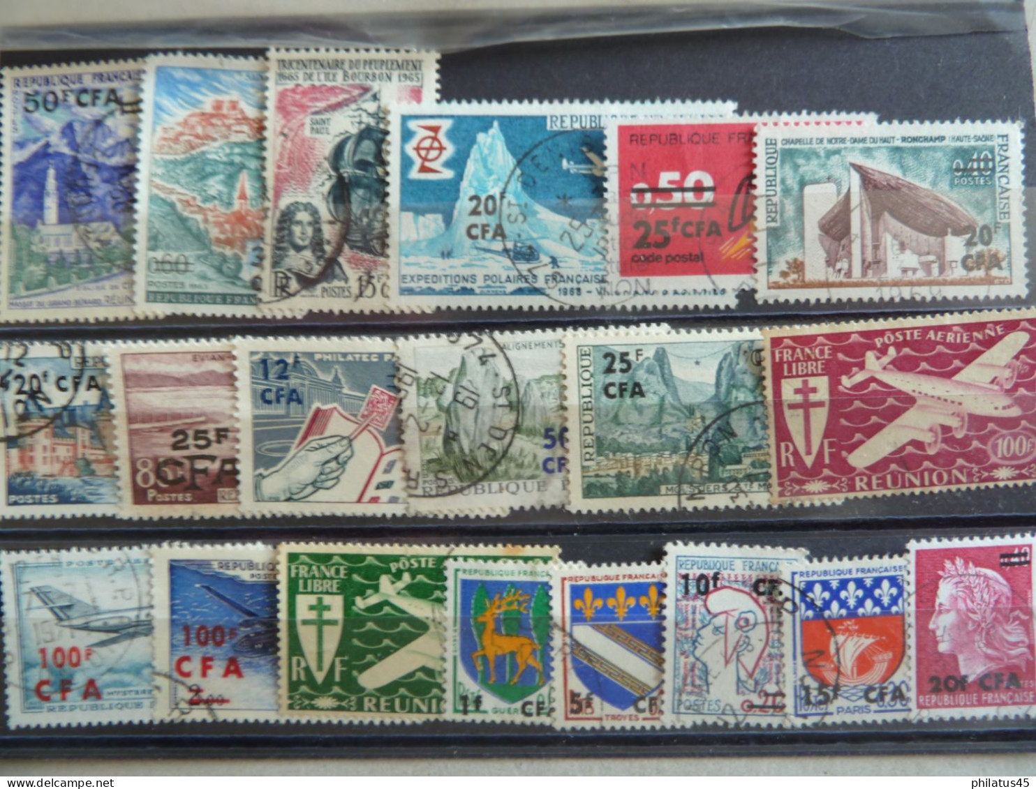 COLONIES FRANCAISES-REUNION LOT DE TIMBRES TOUS DIFFERENTS - Gebruikt