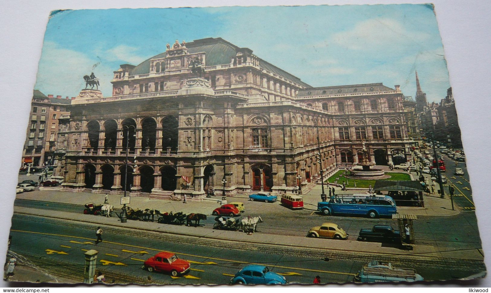 Wien, Vienna - Staatsoper, The Opera House - Ringstrasse