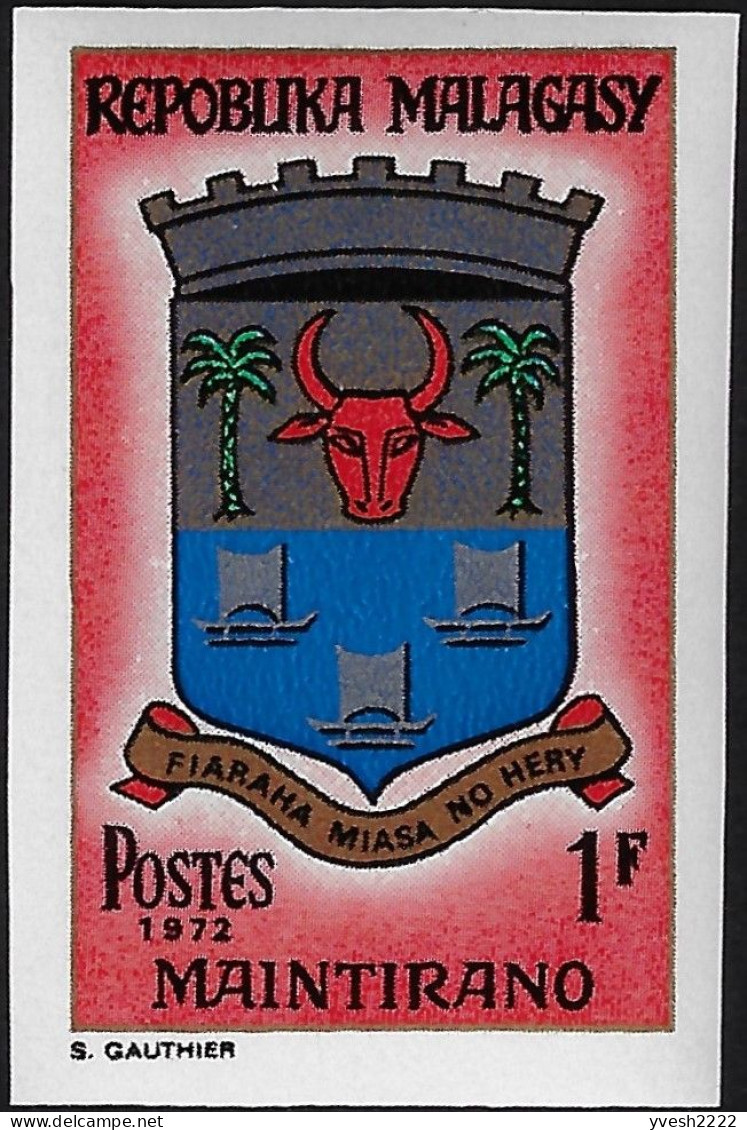 Madagascar 1963 à 1966 et 1972 Y&T 388 à 392A et 496 à 497 non dentelés. Blasons, armoiries des villes