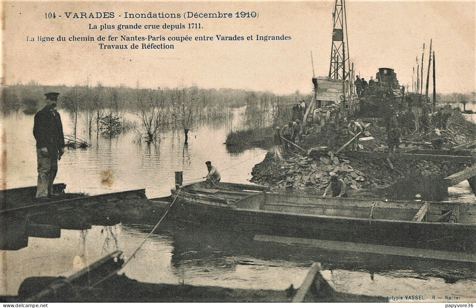 VARADES (Loire Atlantique) - Inondations 1910 - La Ligne De Chemin De Fer Nantes-Paris Coupée - Travaux - Animée - Varades