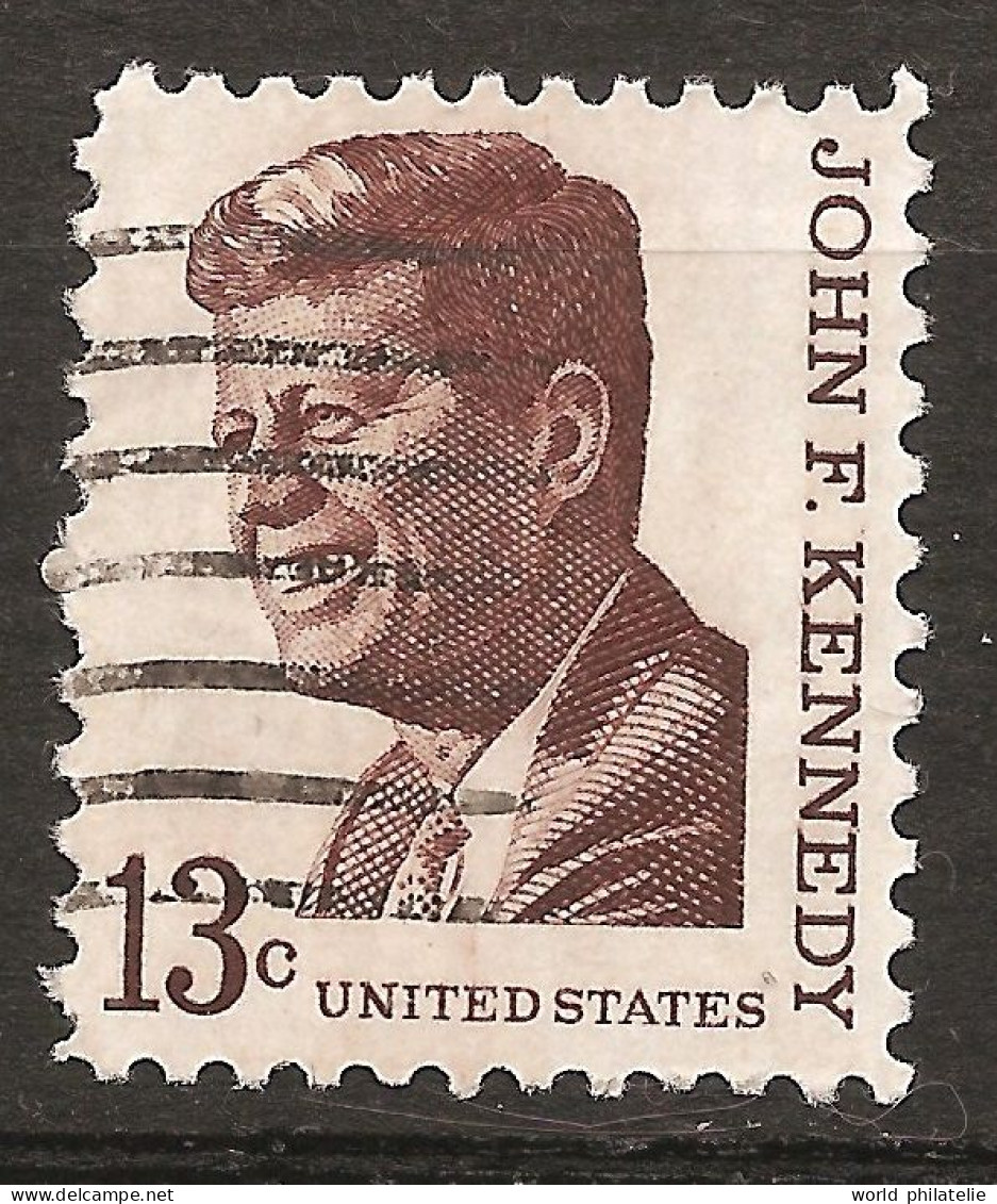 Etats-Unis D'Amérique USA 1967 N° 820 Iso O Président, JFK, John Fitzgerald Kennedy, Assassinat, Cuba, Nucléaire, Apollo - Gebraucht