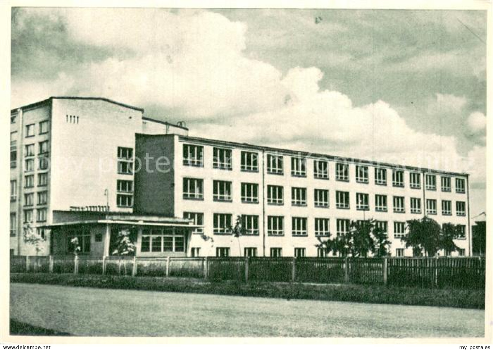 73776284 Paide Estonia Secondary School Oberschule  - Estland