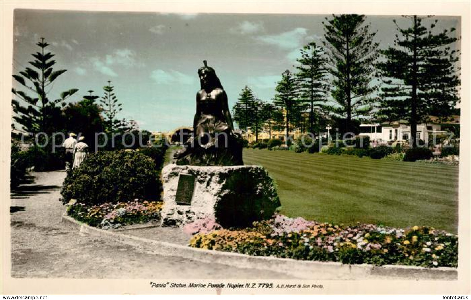 43478585 Napier_West_Virginia Pania Statue Marien Parade - Sonstige & Ohne Zuordnung