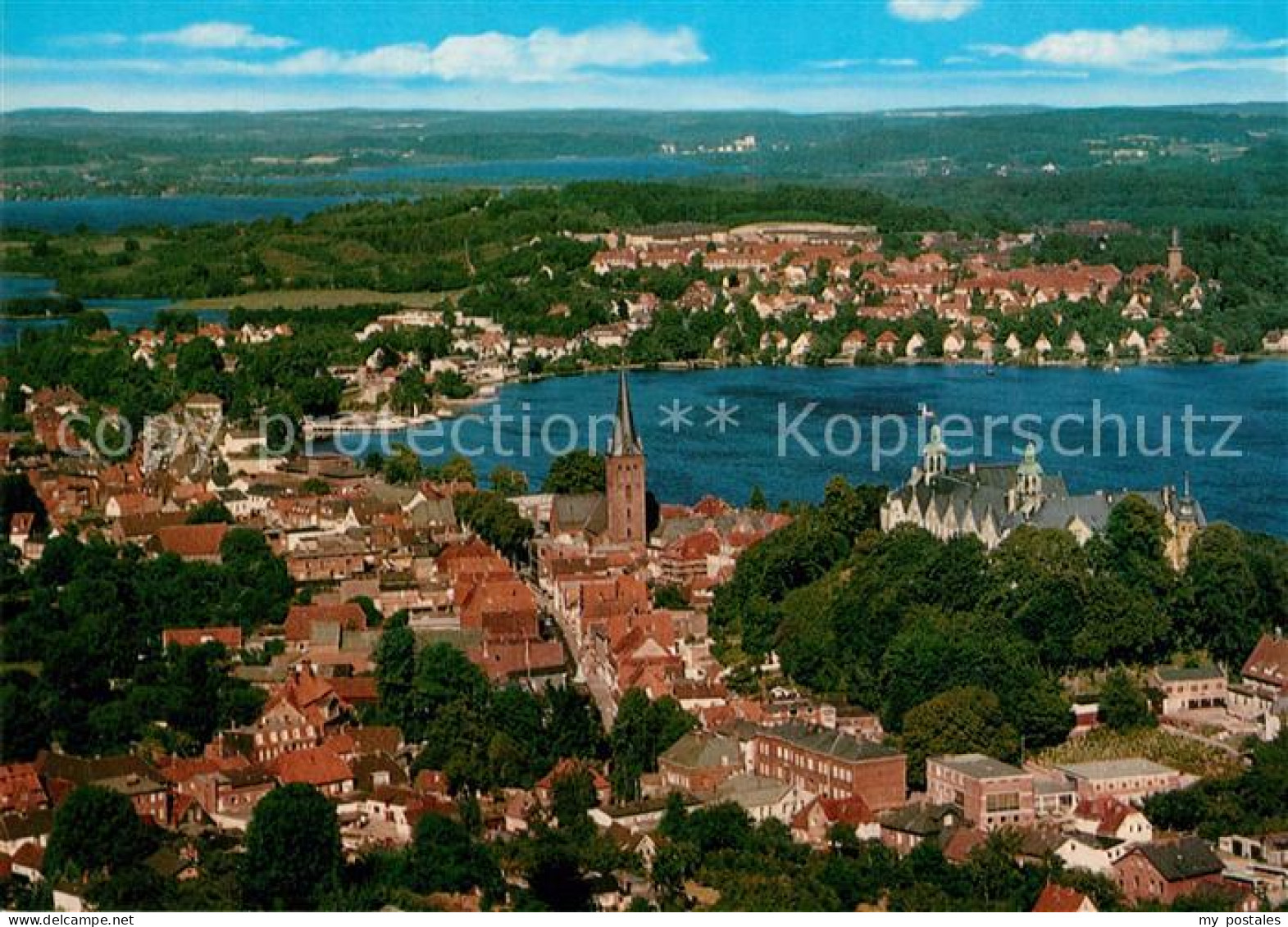 73311922 Ploen See Fliegeraufnahme Kirche Ploen See - Plön