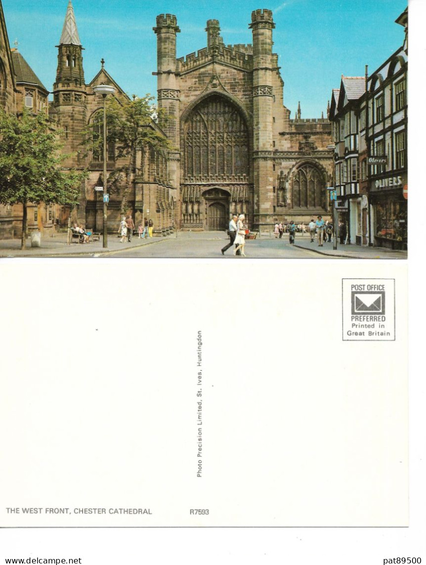 Grande Bretagne / CHESTER Cathedral The West Front /CPM Neuve N° R7593 / TTBE / - Chester