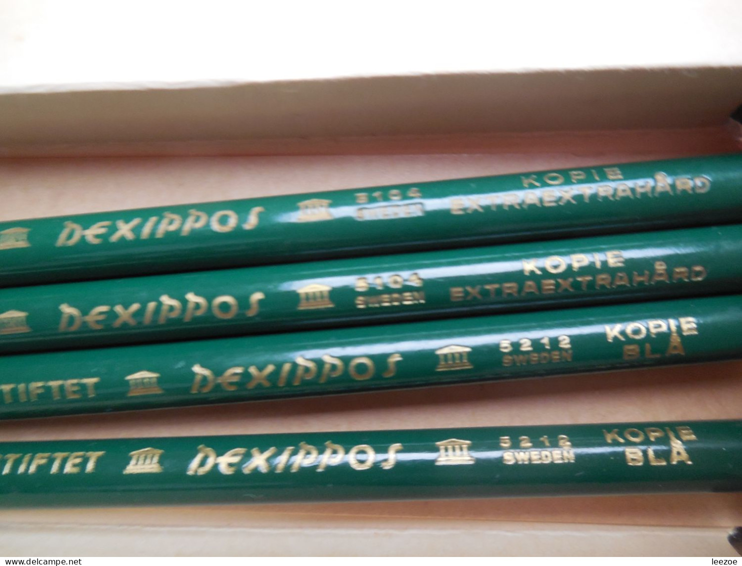 DEXIPPOS boite en métal avec crayons A.B STIFTET.5212 SWEDEN.RARE ......................N5
