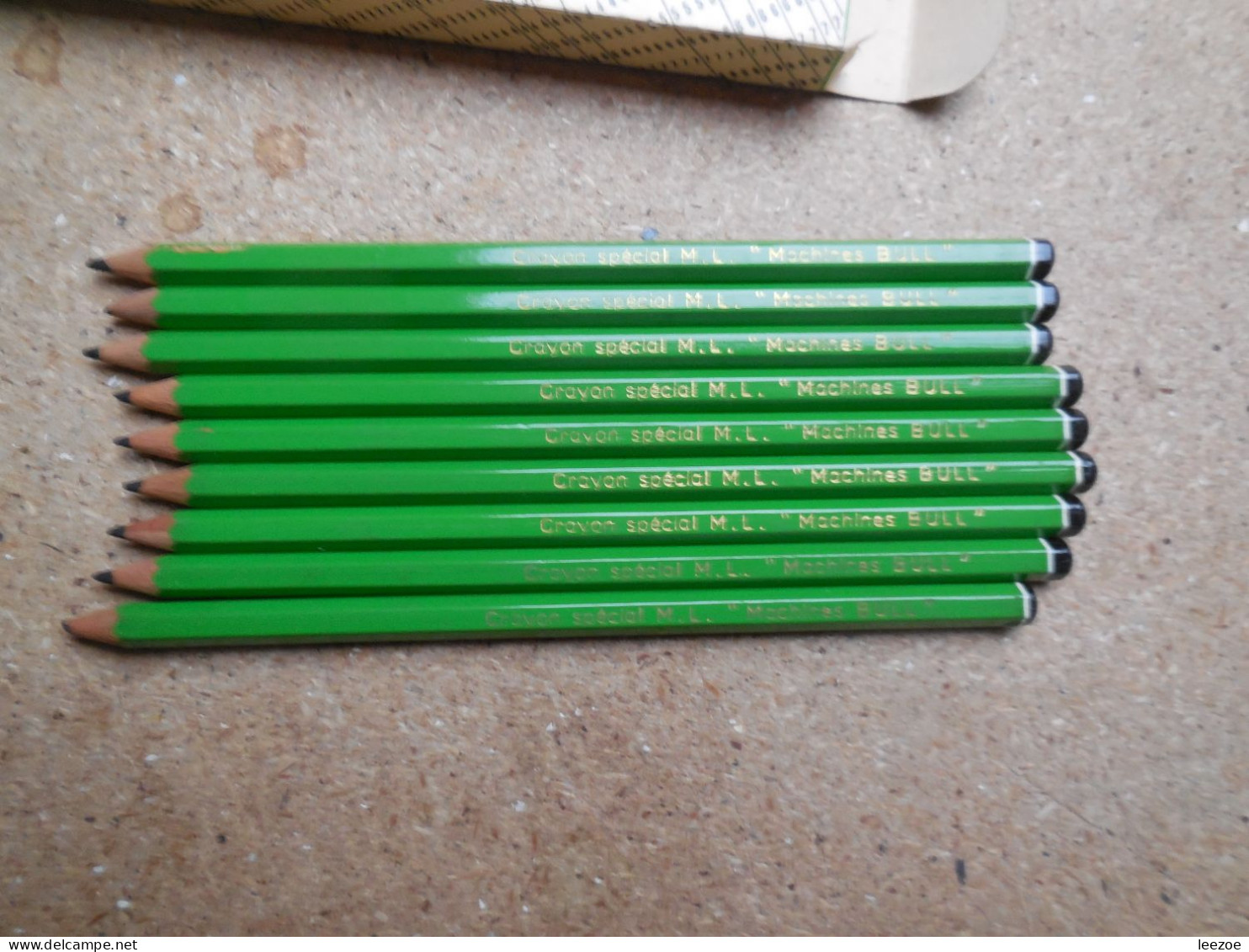 Boite de crayons BAIGNOL ET FARJON avec crayons SPECIAL M.L pour machine  BULL N°231........N5
