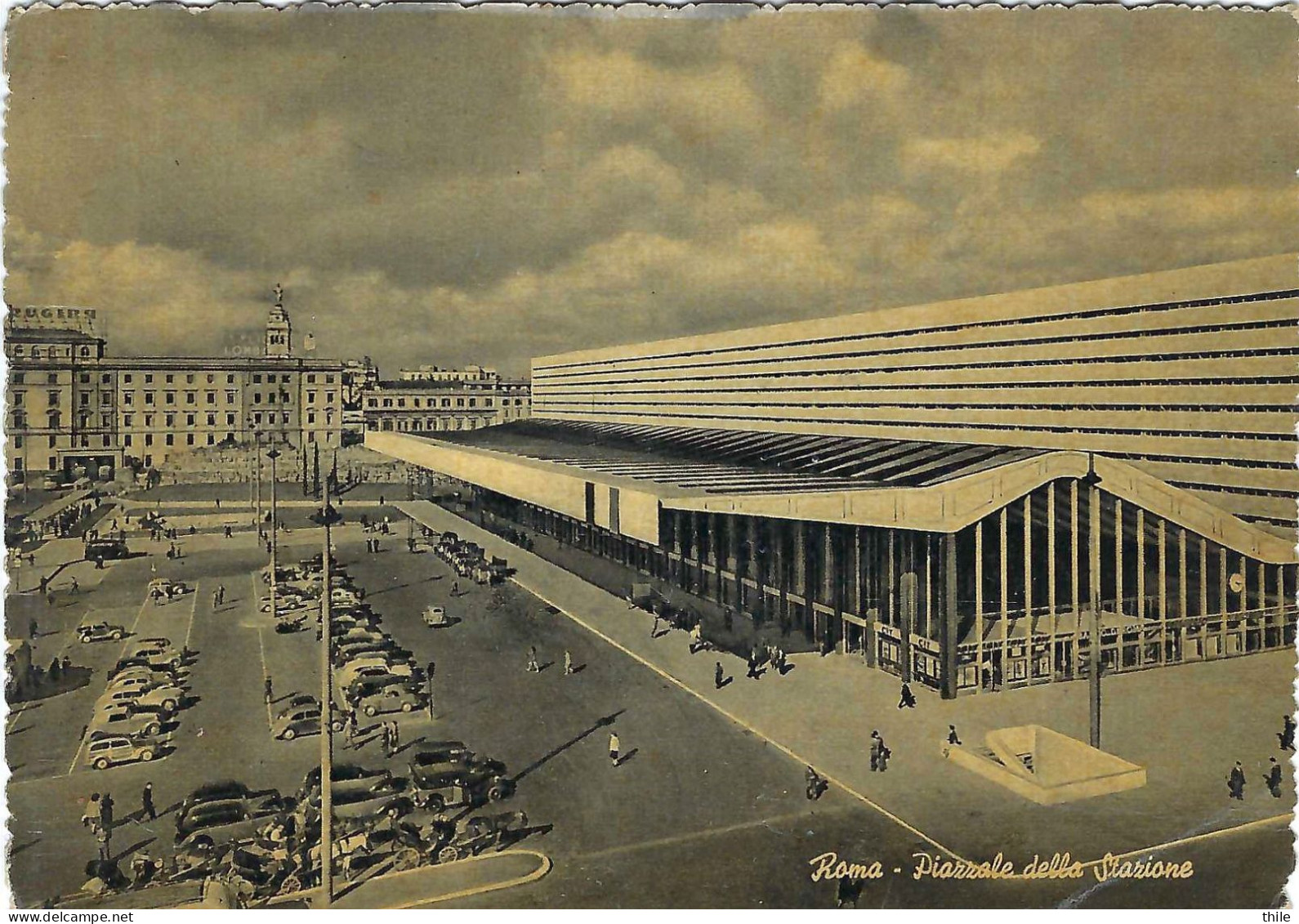 ROMA - Piazzale Della Stazione Termini - Old Cars - Stazione Termini